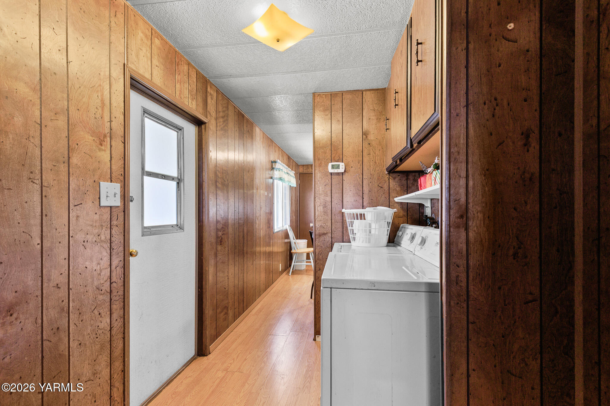 55 W Washington Ave Unit: 16