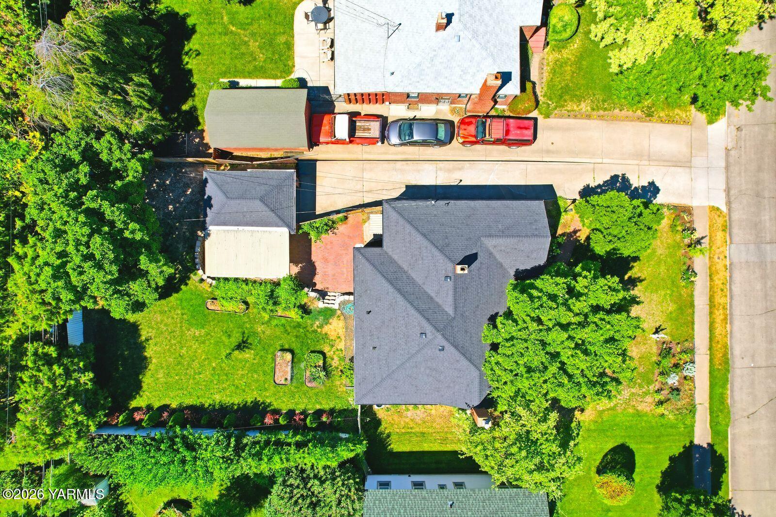216 N 25th Ave