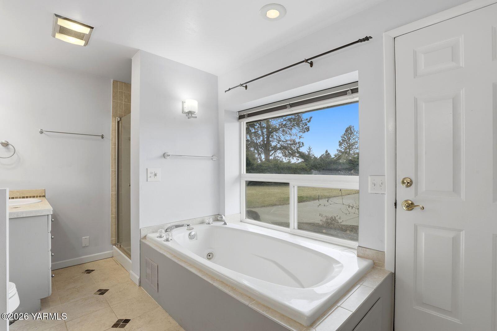 622 Pickens Rd
