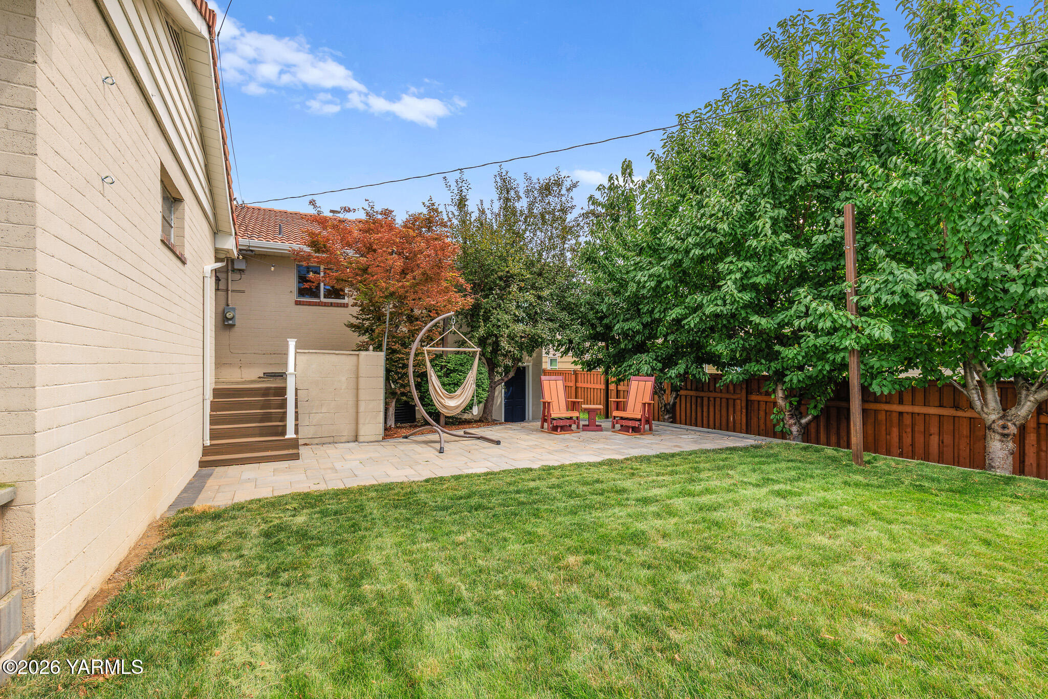 402 S 35th Ave