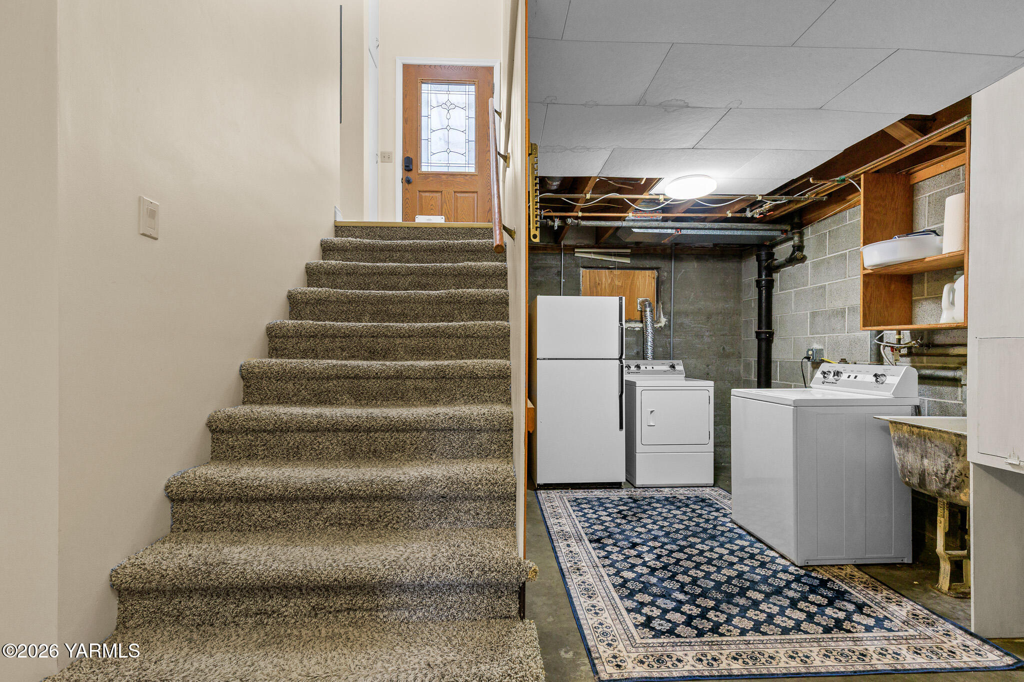 402 S 35th Ave