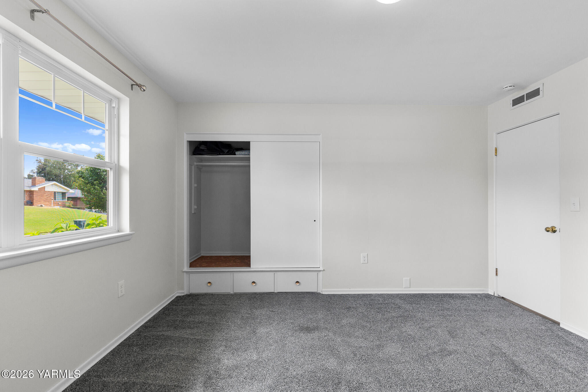 402 S 35th Ave