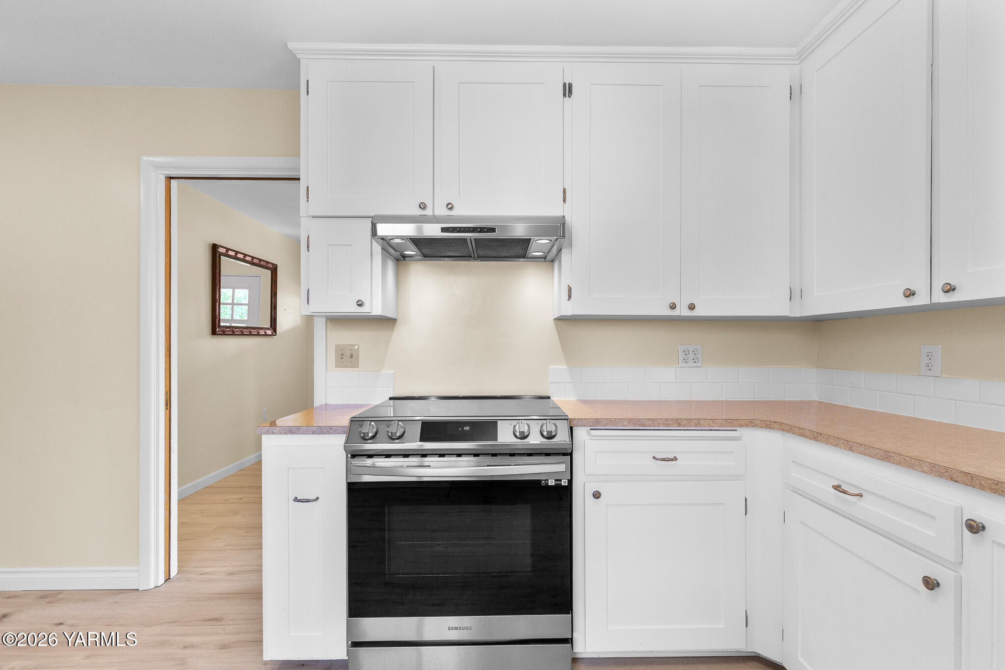 402 S 35th Ave