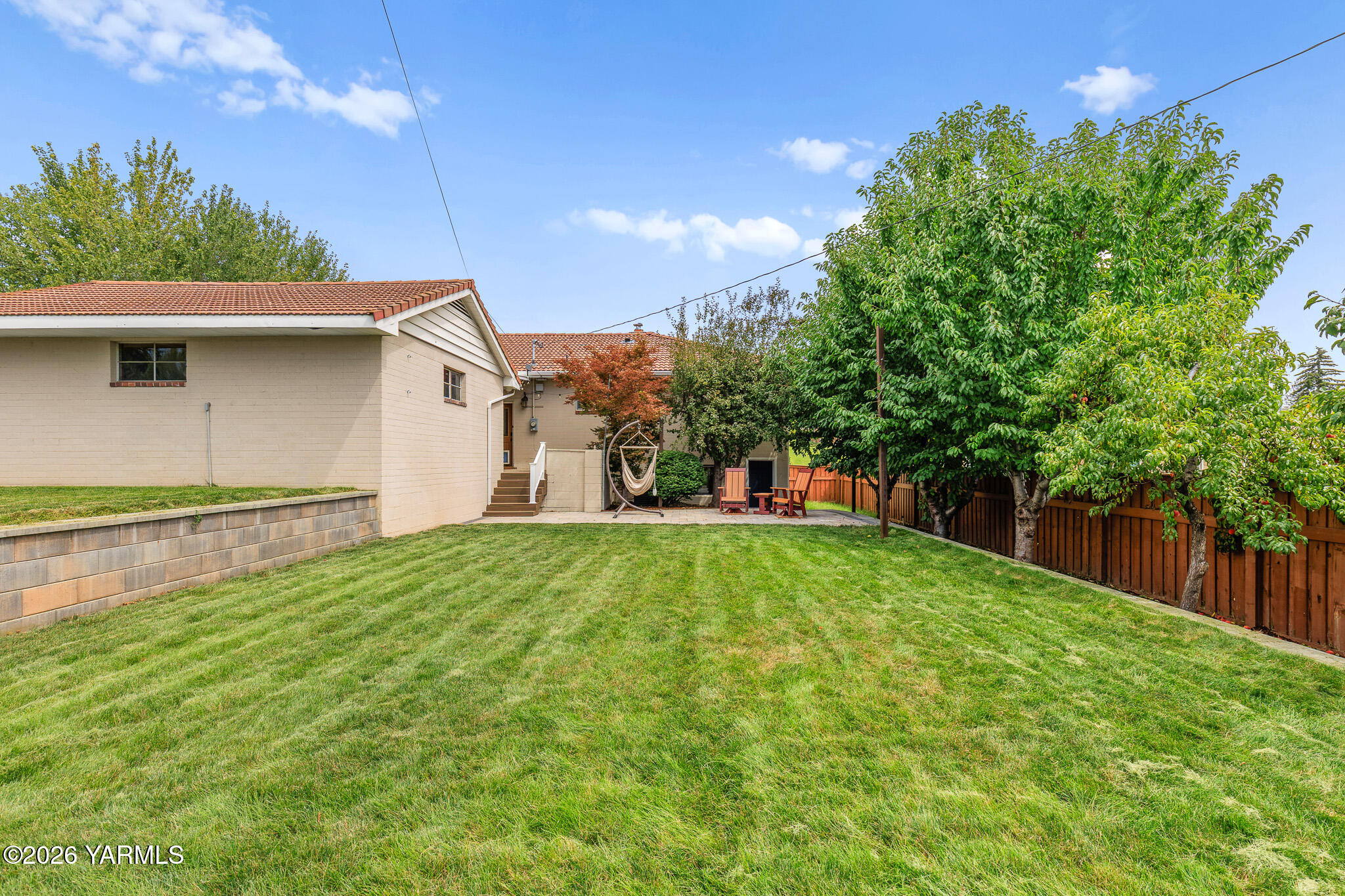 402 S 35th Ave