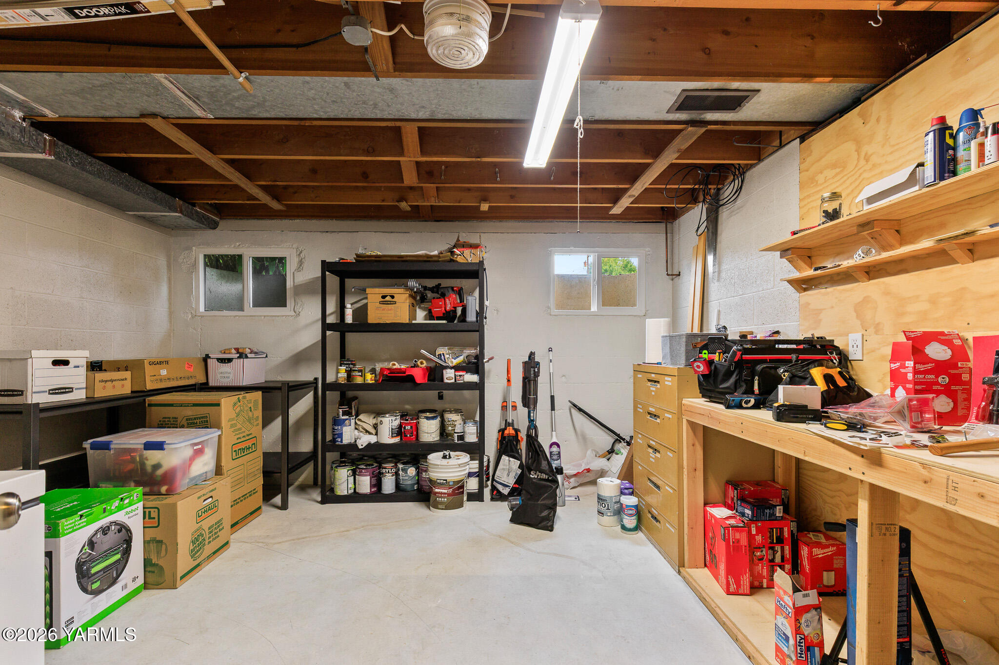 402 S 35th Ave