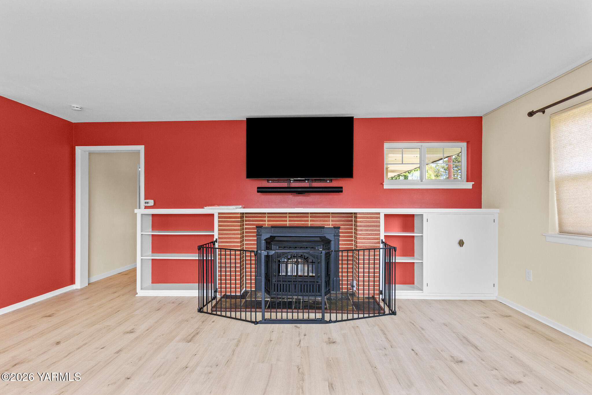 402 S 35th Ave