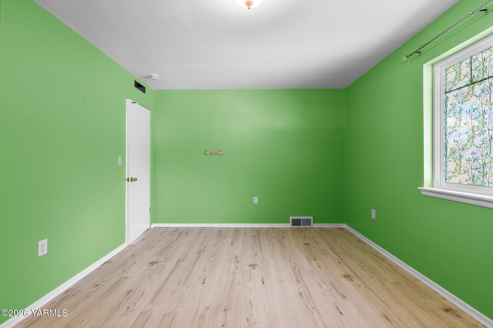 402 S 35th Ave