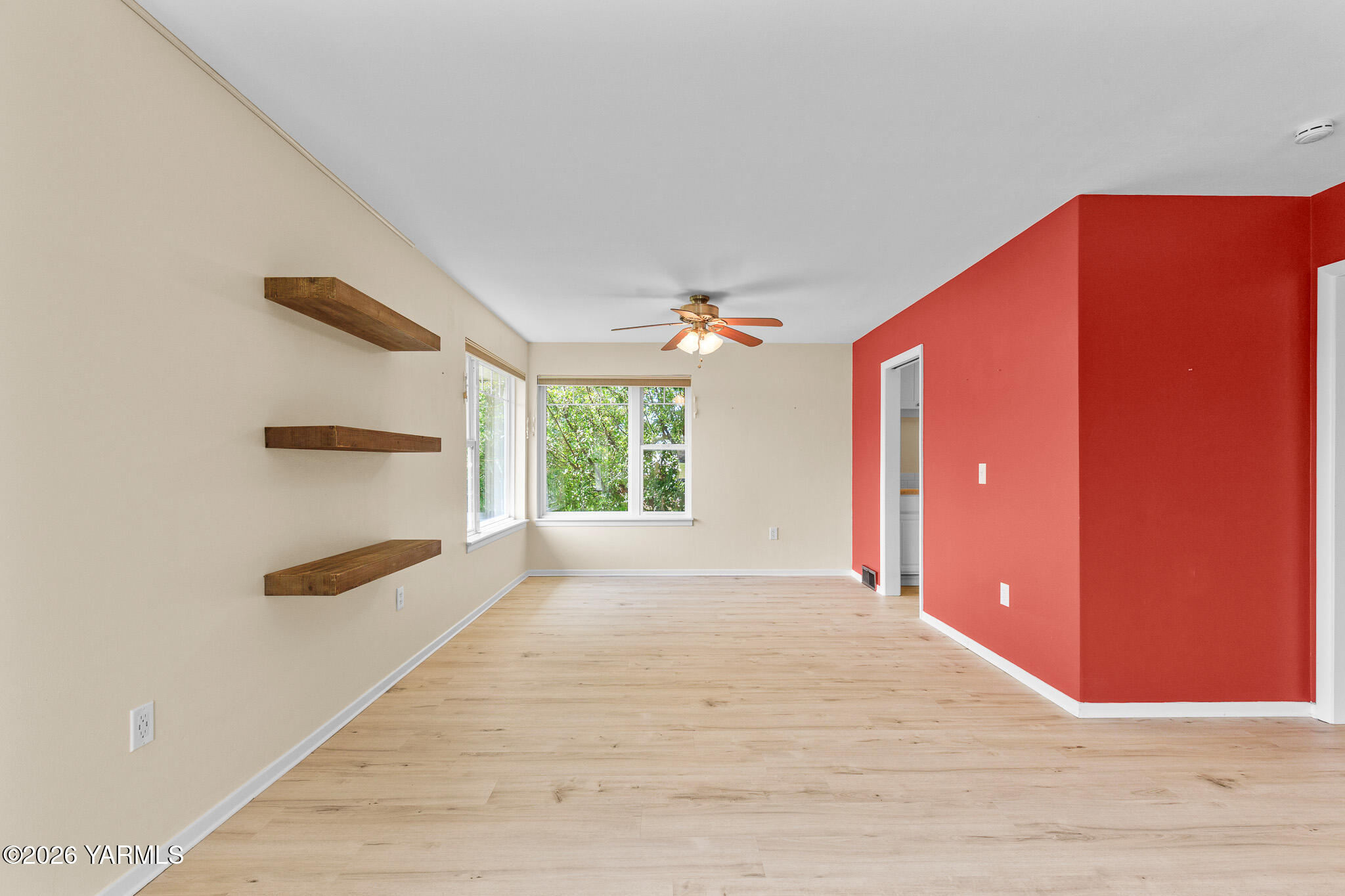 402 S 35th Ave
