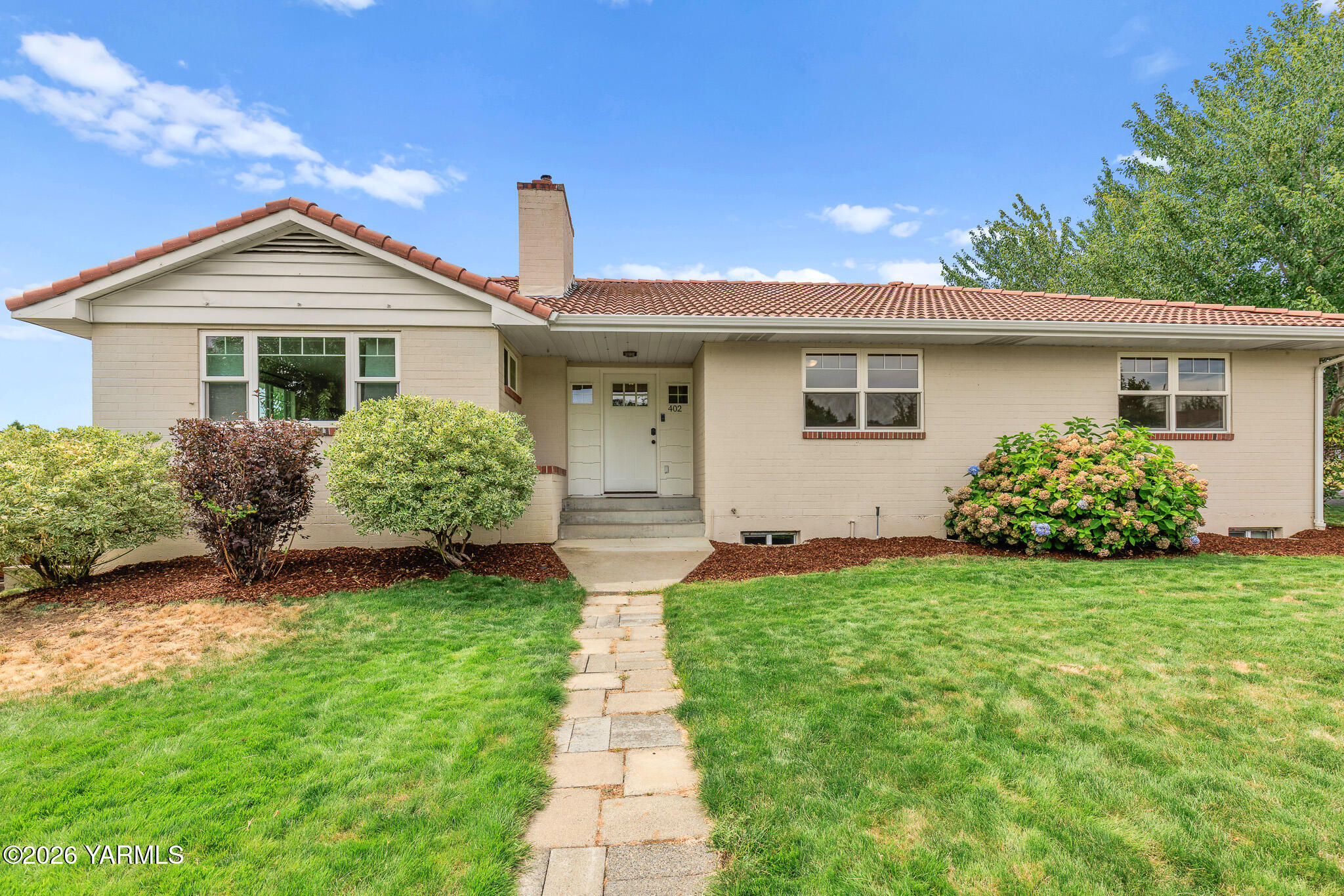 402 S 35th Ave