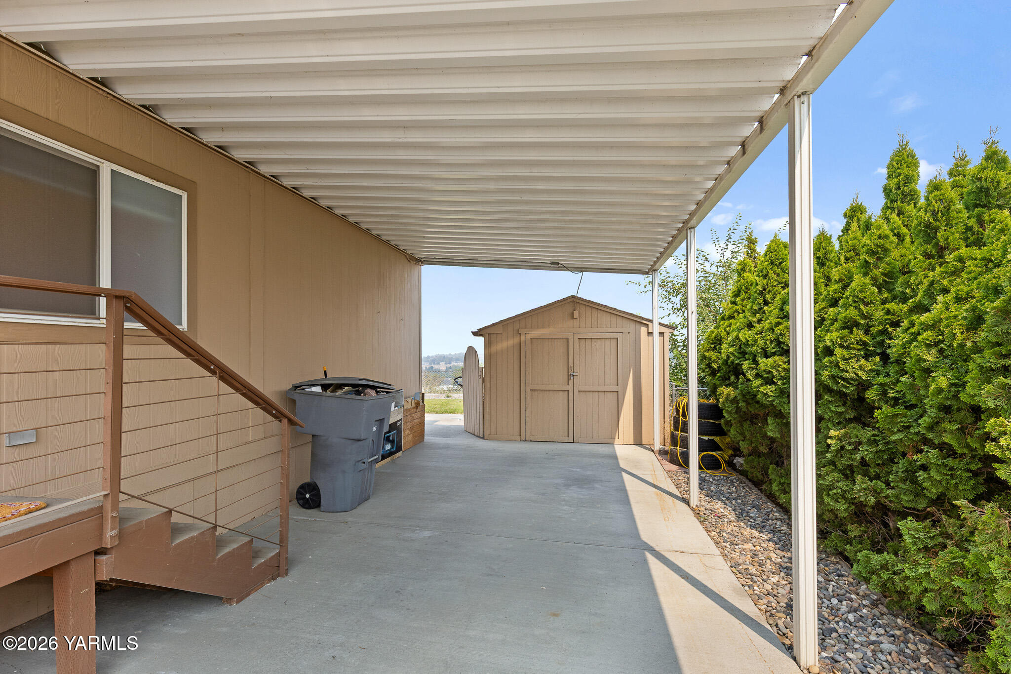 2416 City View Dr