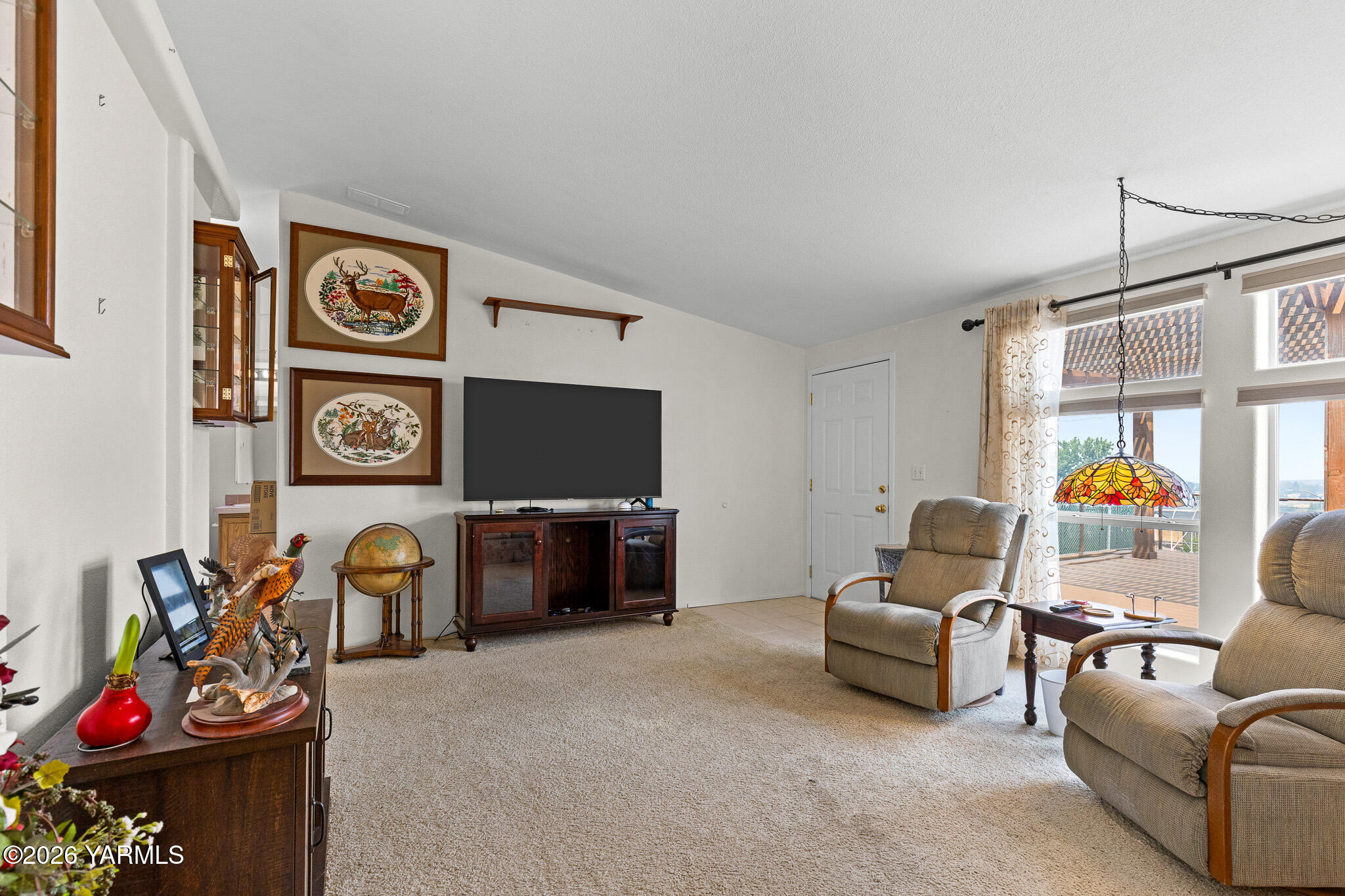 2416 City View Dr