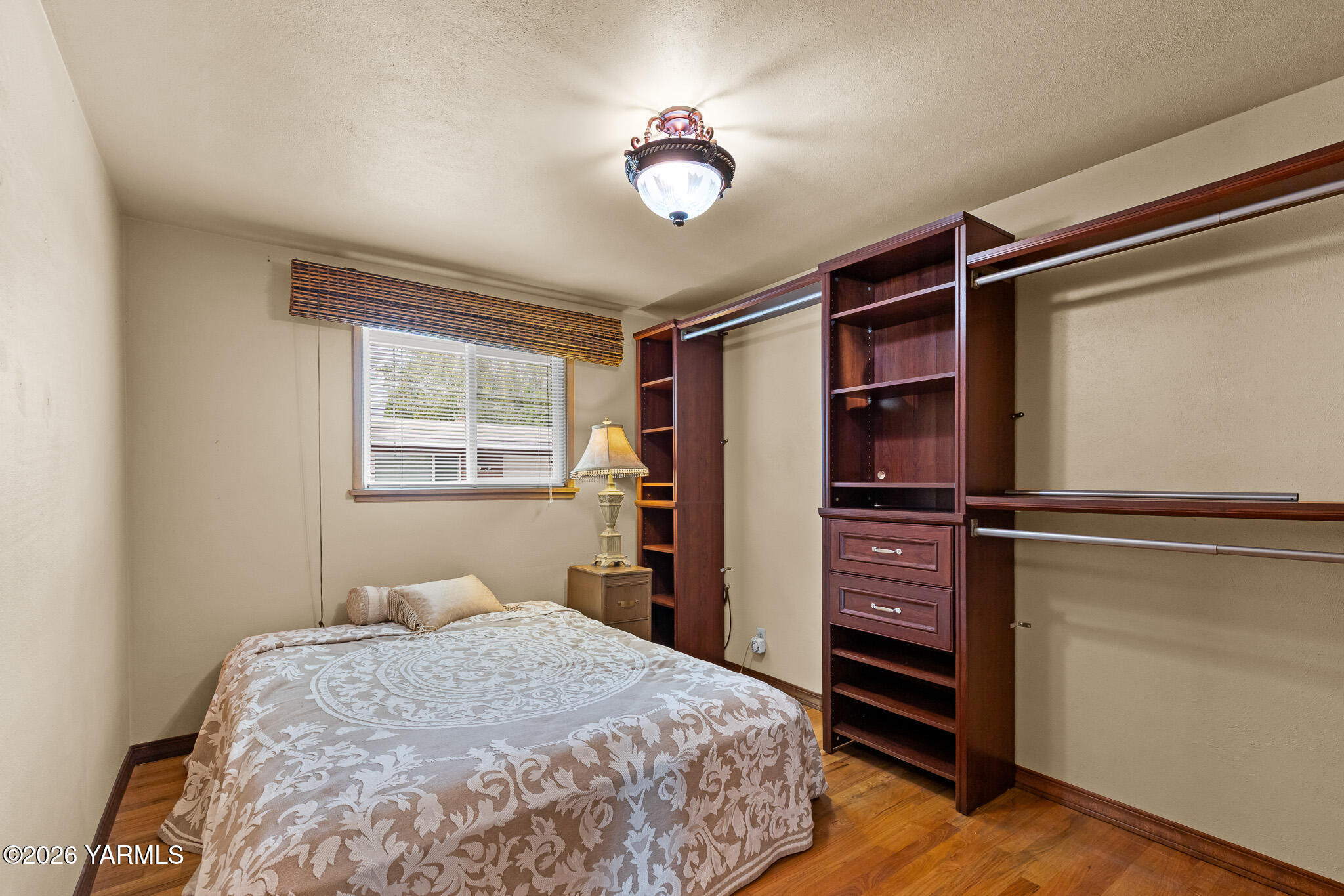337 N 42nd Ave