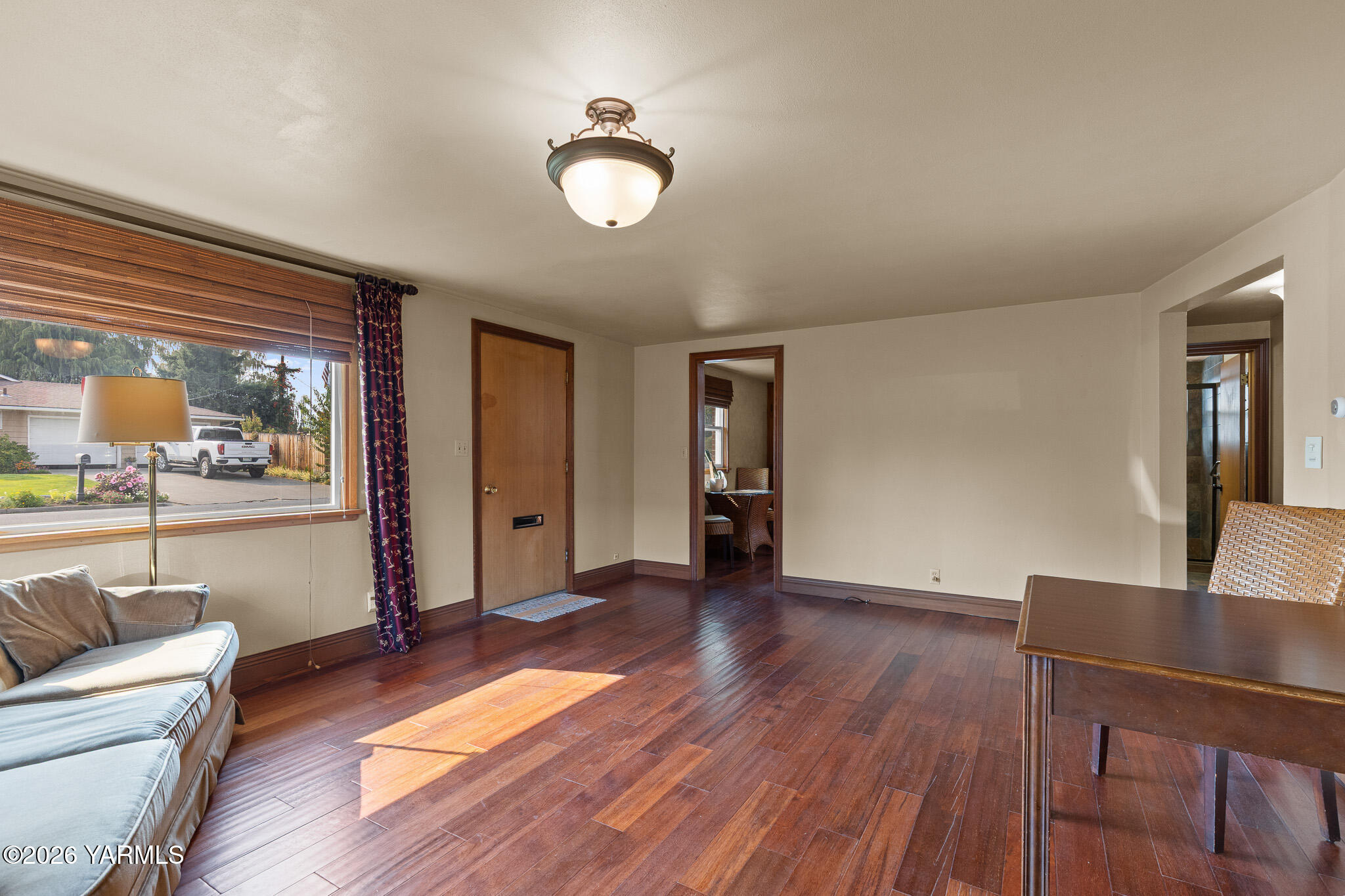337 N 42nd Ave