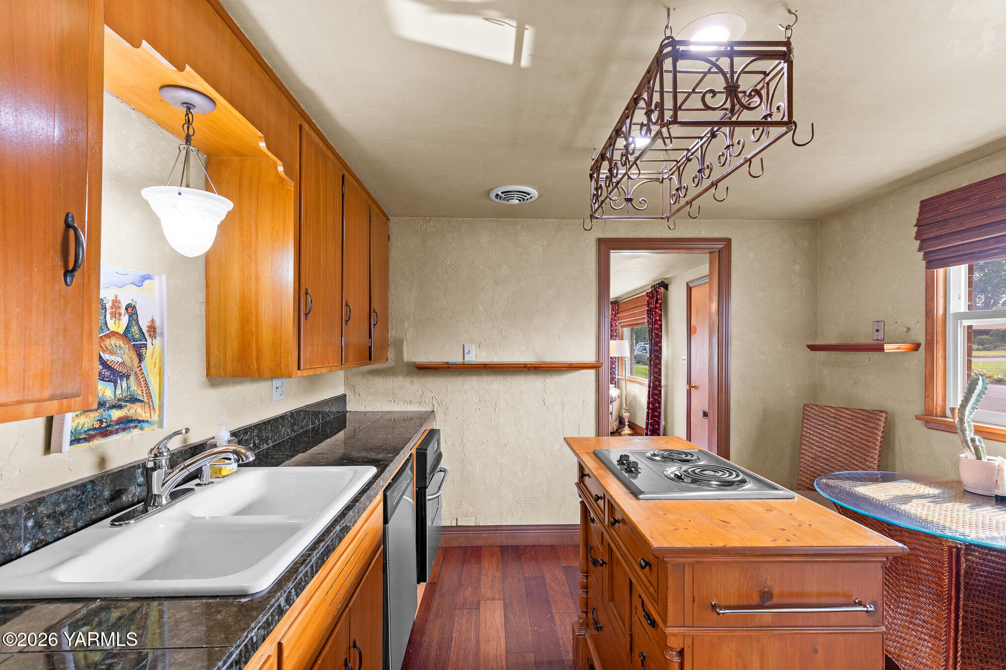 337 N 42nd Ave