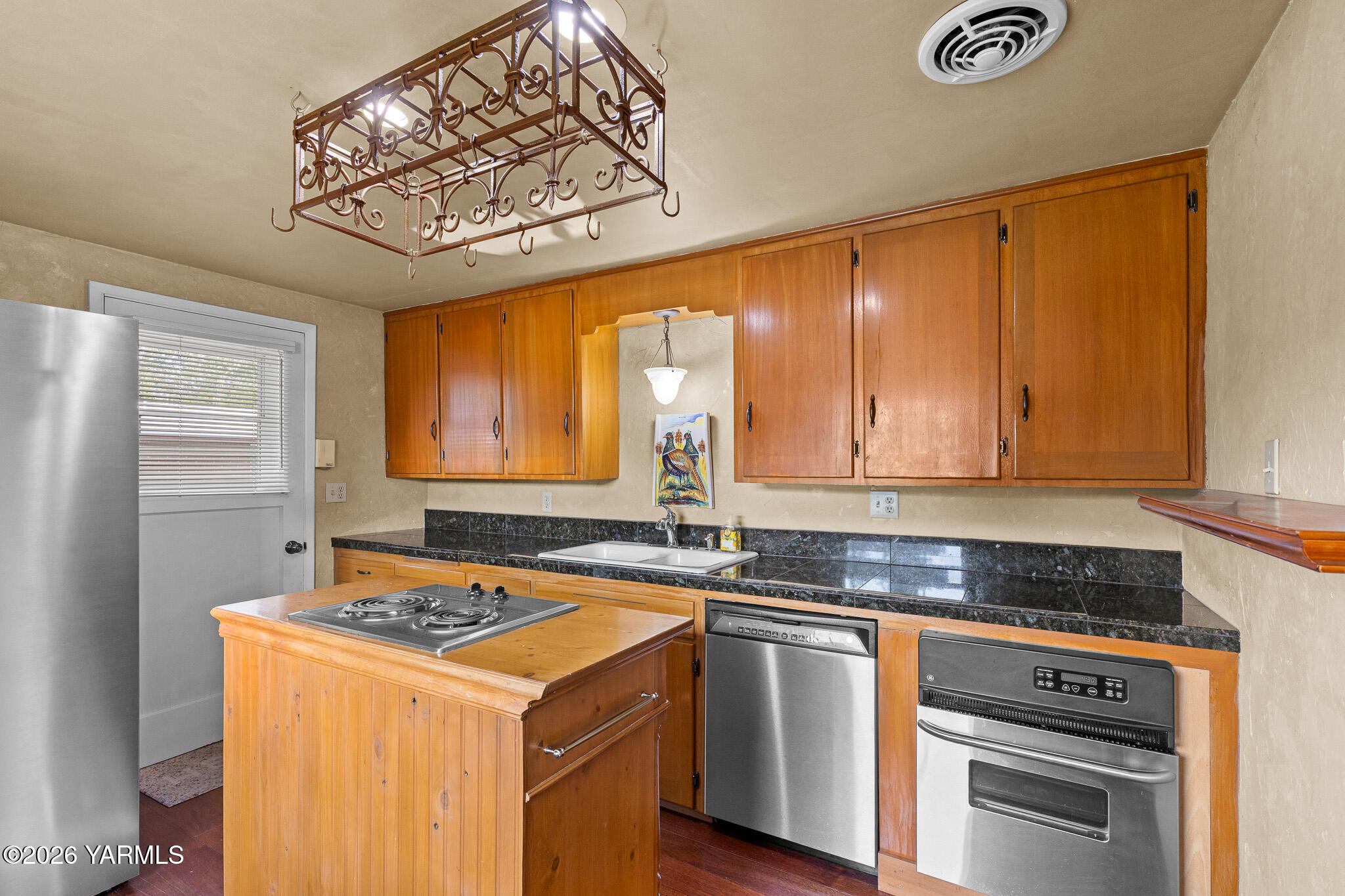 337 N 42nd Ave