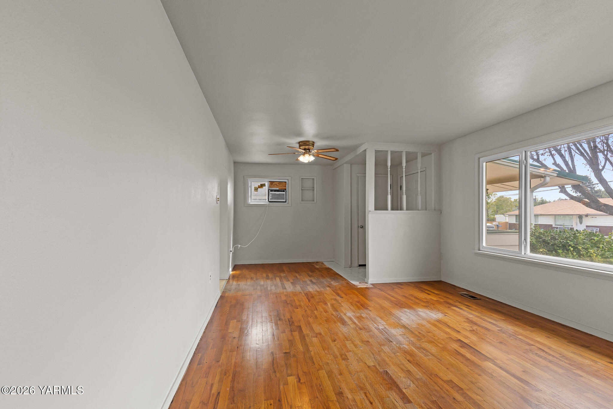 1205 S 34th Ave
