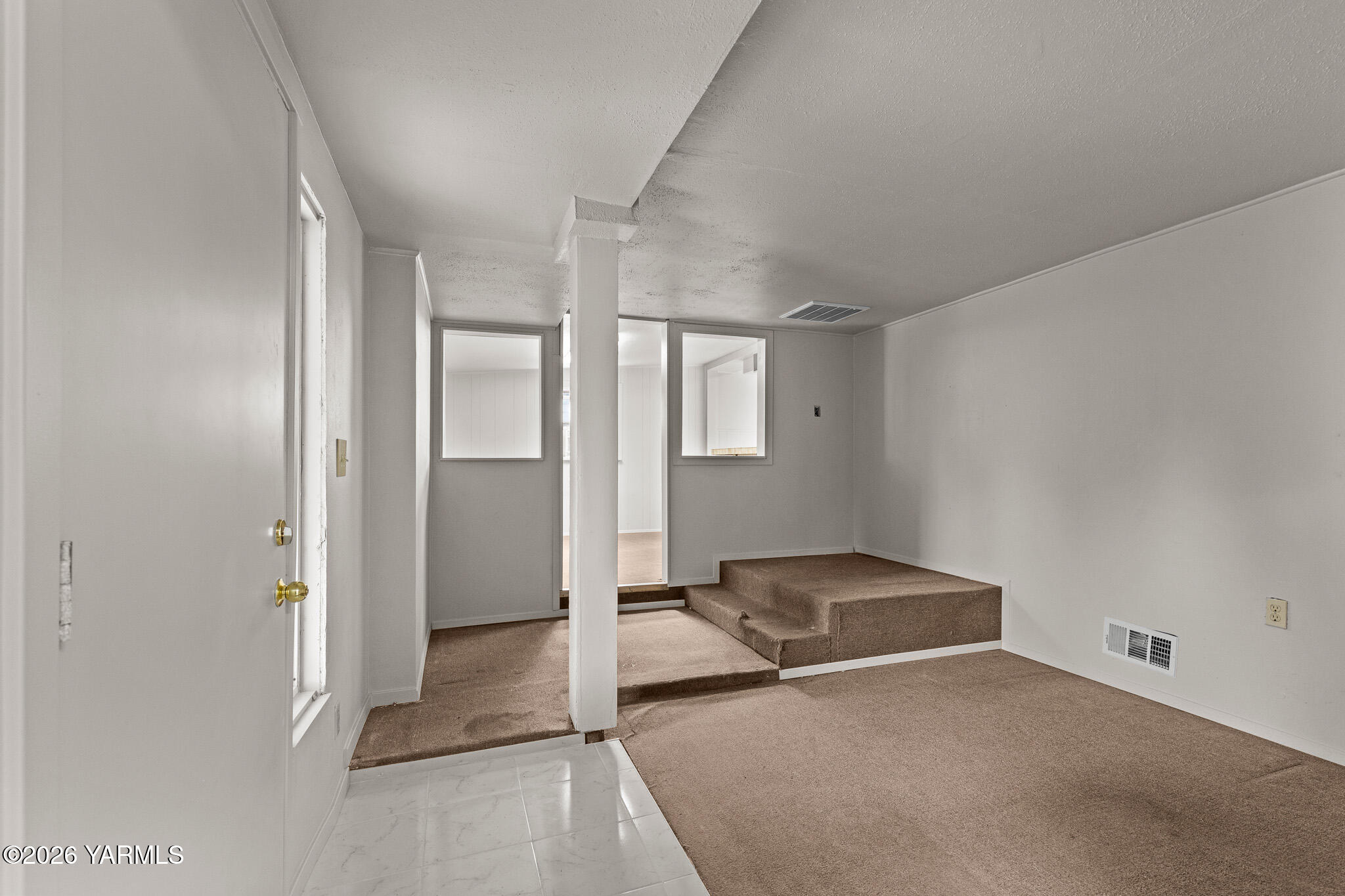 1205 S 34th Ave