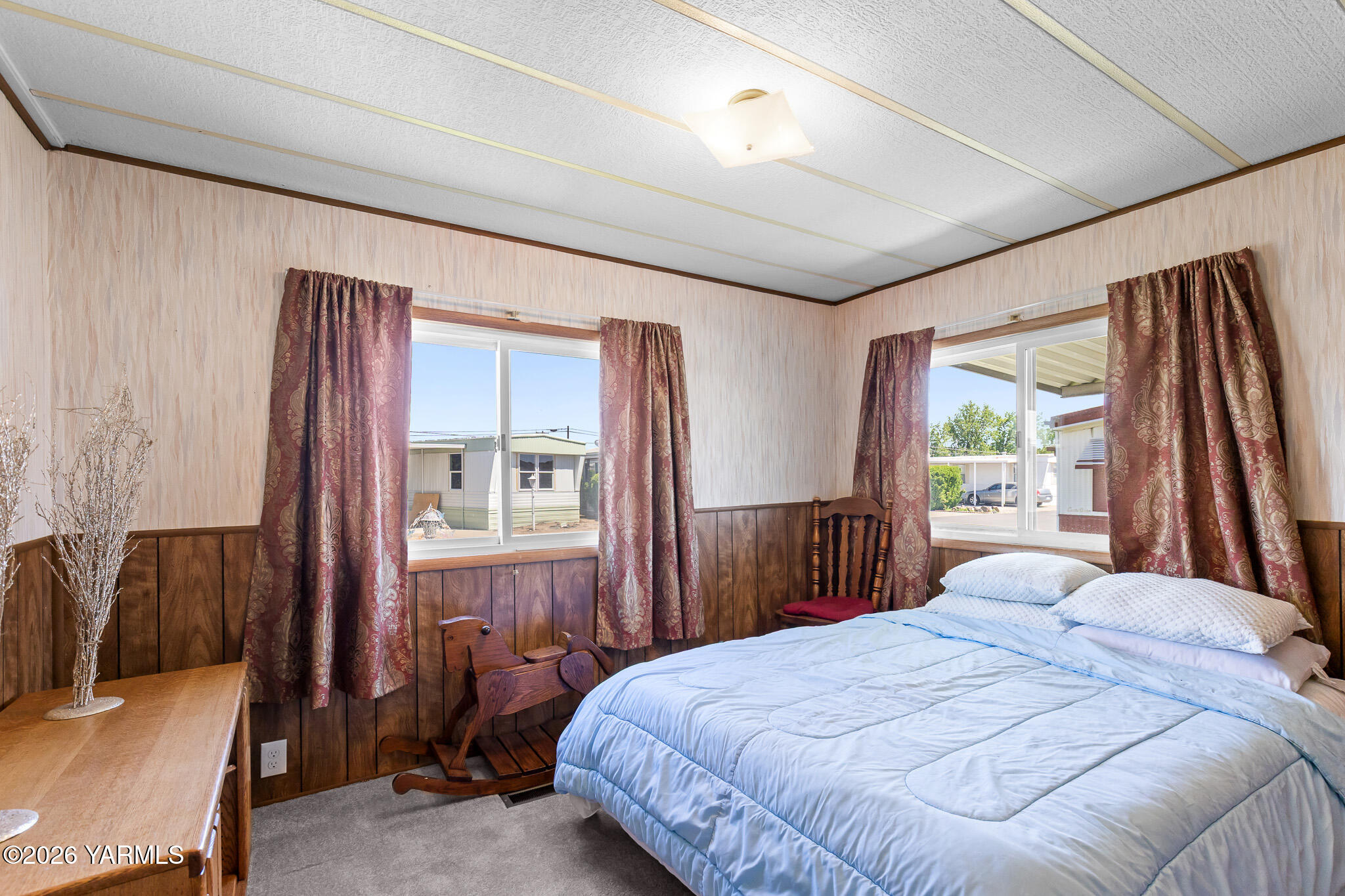 18 W Washington Ave Unit: 23