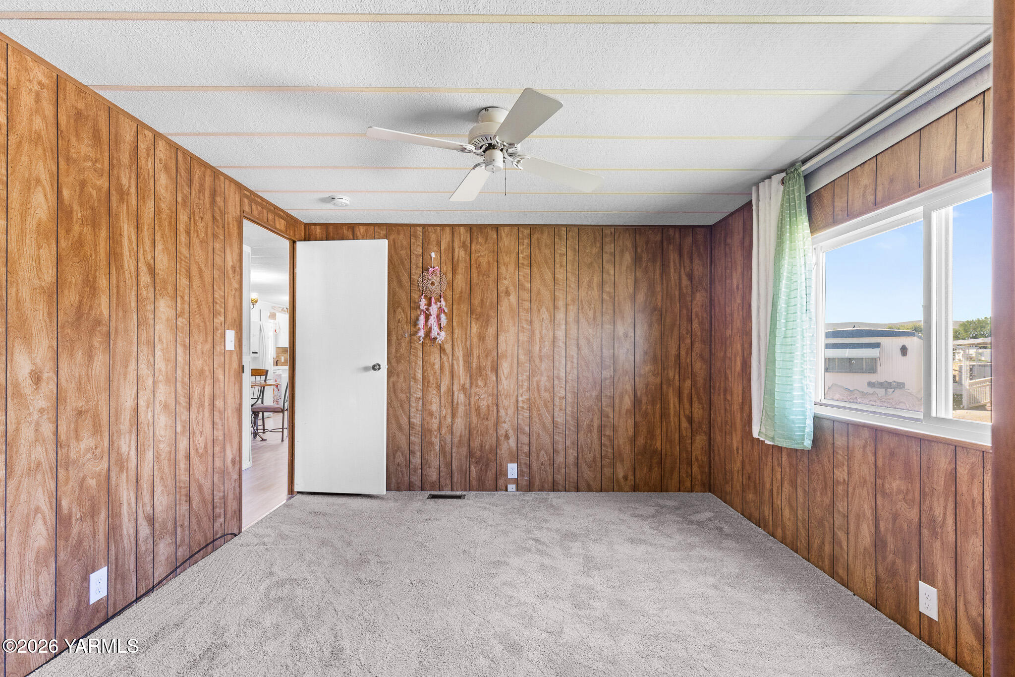 18 W Washington Ave Unit: 23