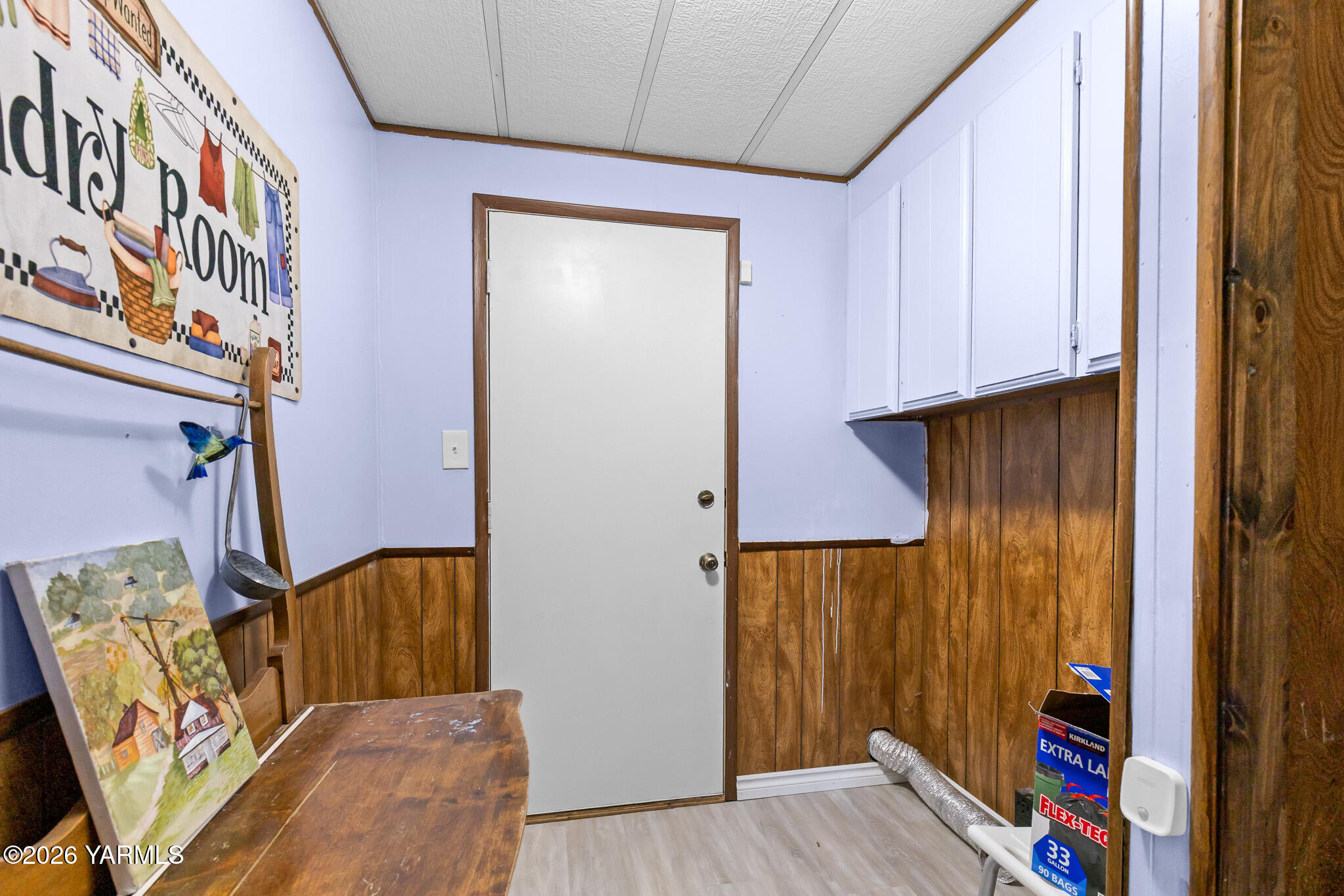 18 W Washington Ave Unit: 23
