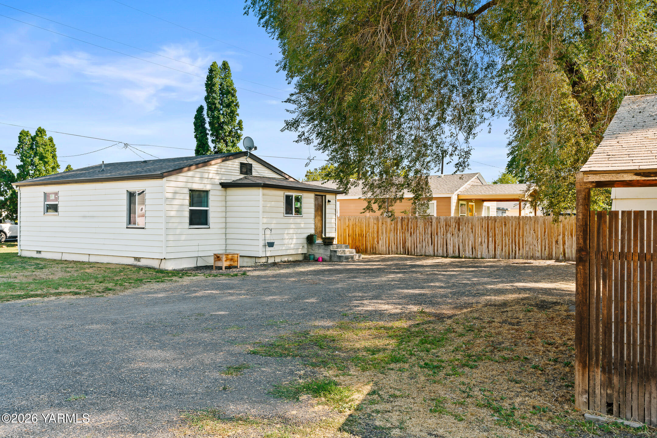 2002 S Cornell Ave