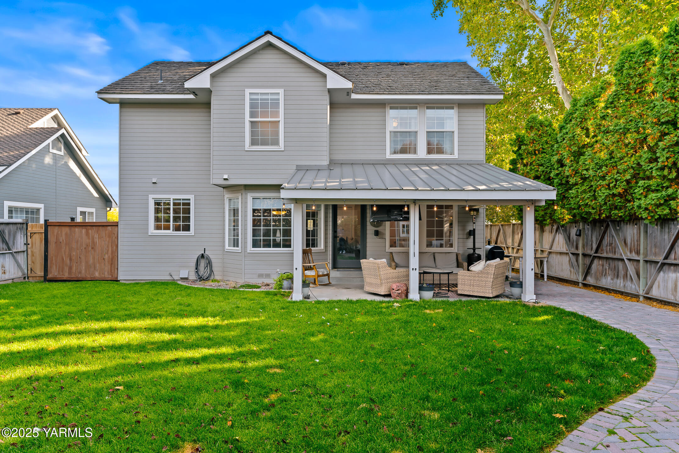 612 N 44th Ave