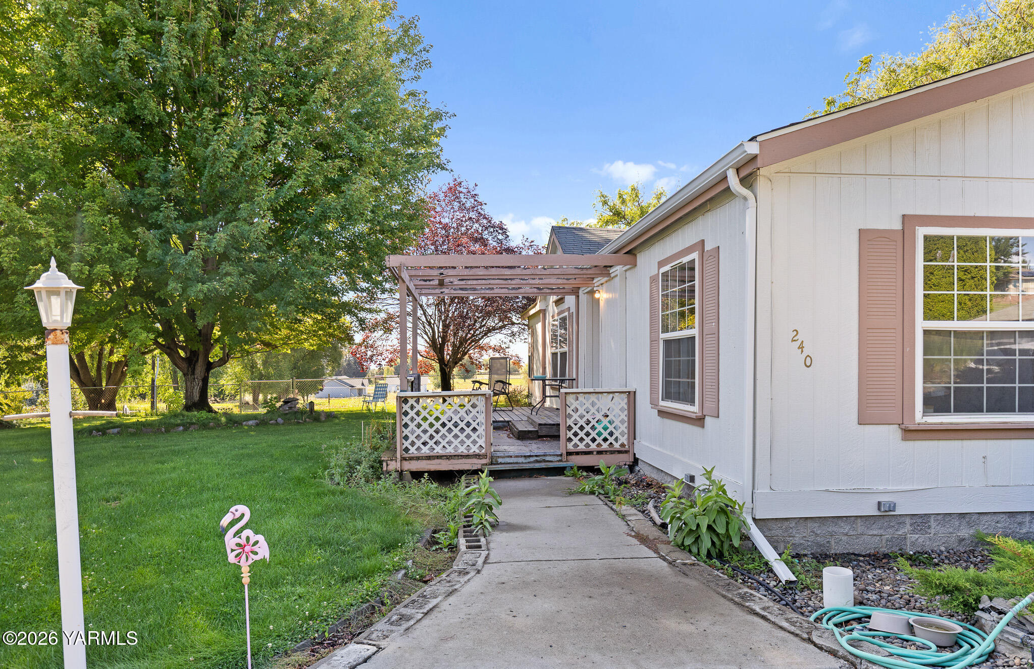 240 Emerald Acres Dr