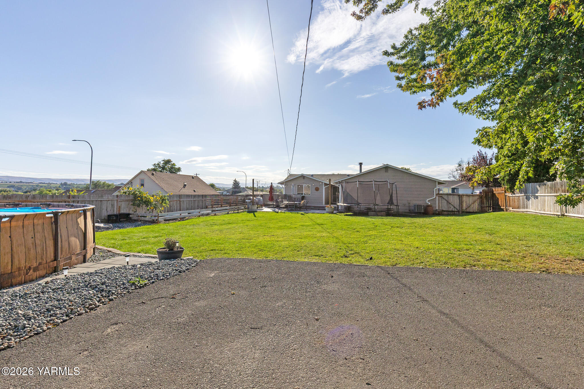 417 S 81st Ave
