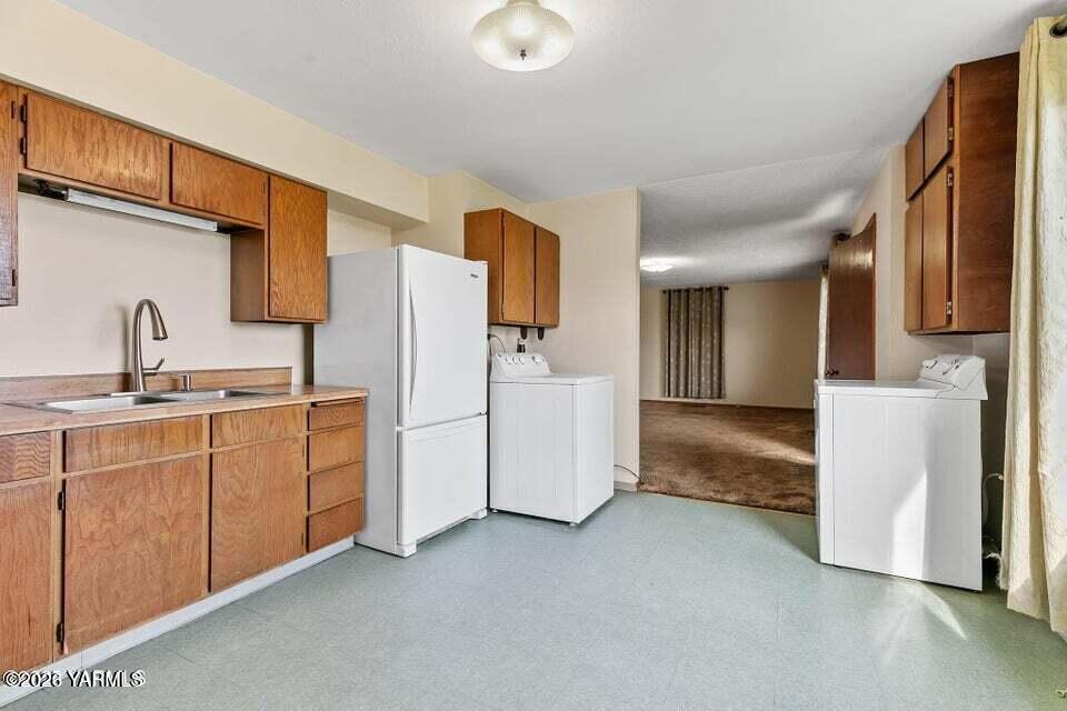 2608 S 16th Ave