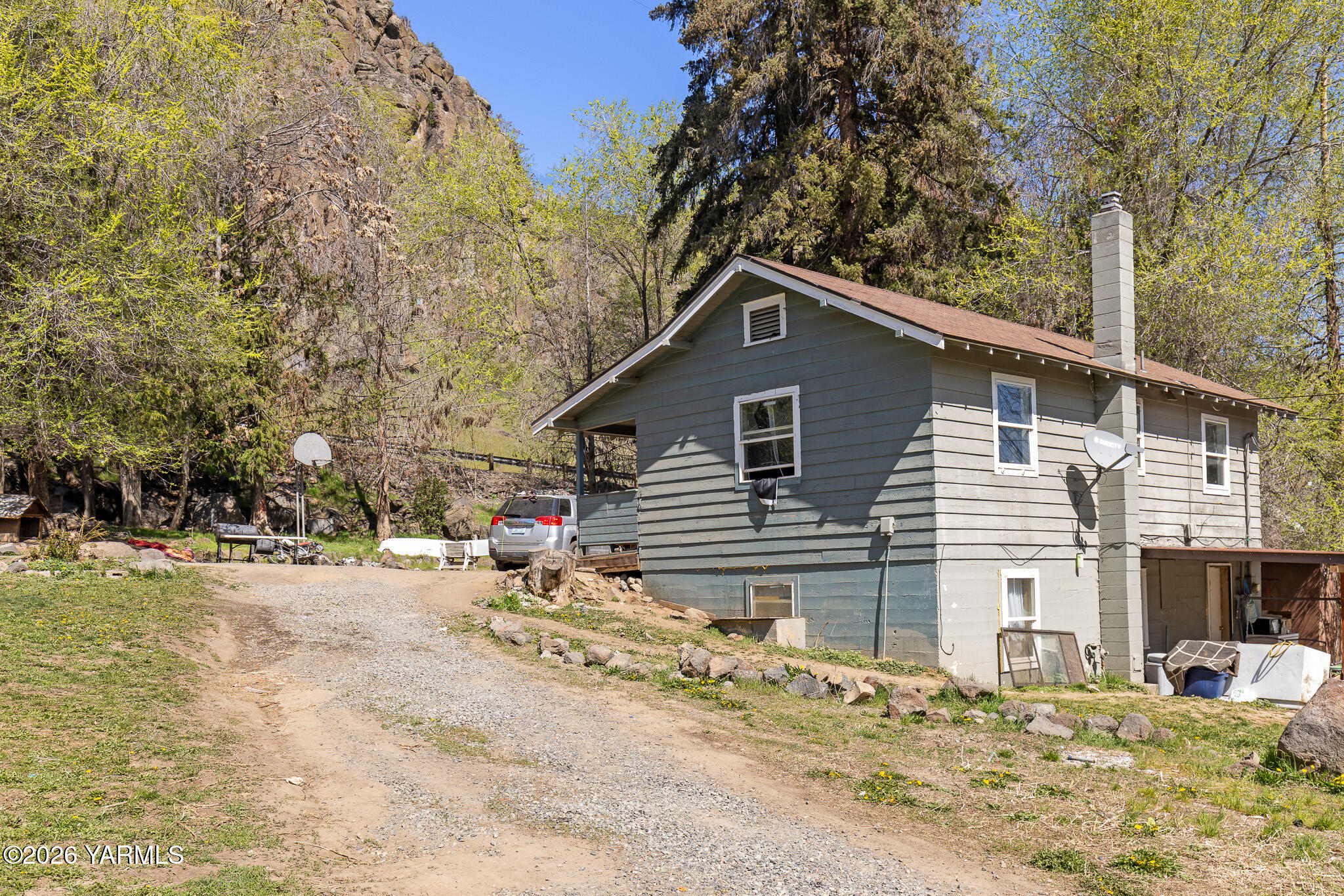 1604 Garretson Grade Ave