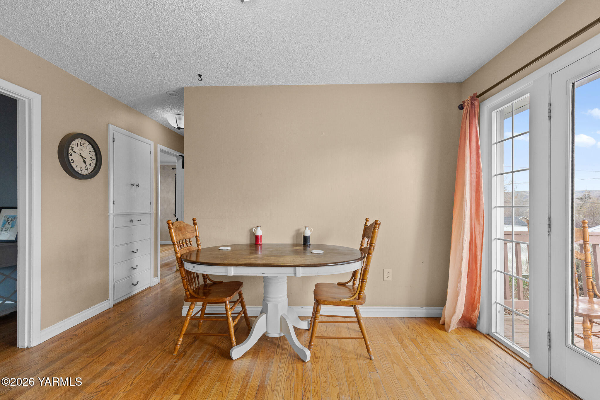 221 N 26th Ave