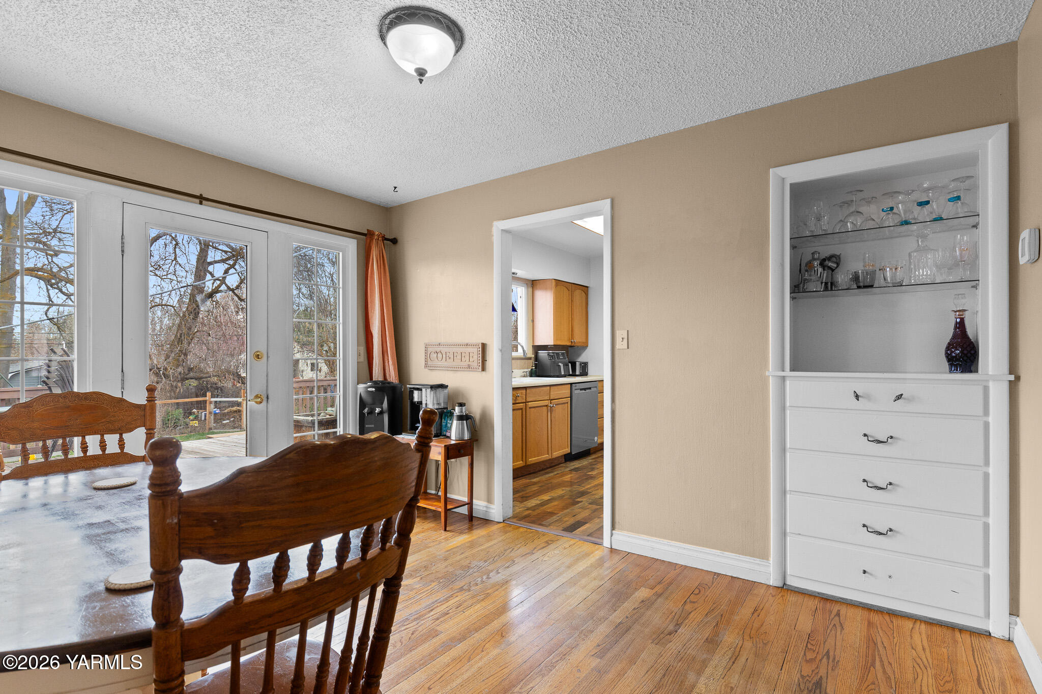 221 N 26th Ave