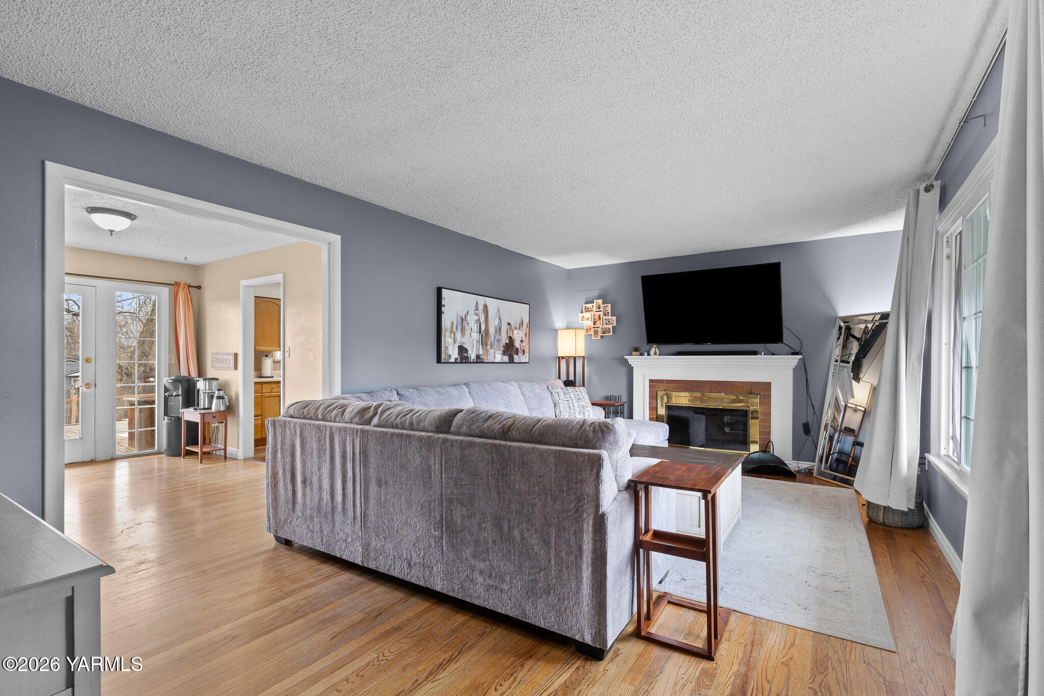 221 N 26th Ave