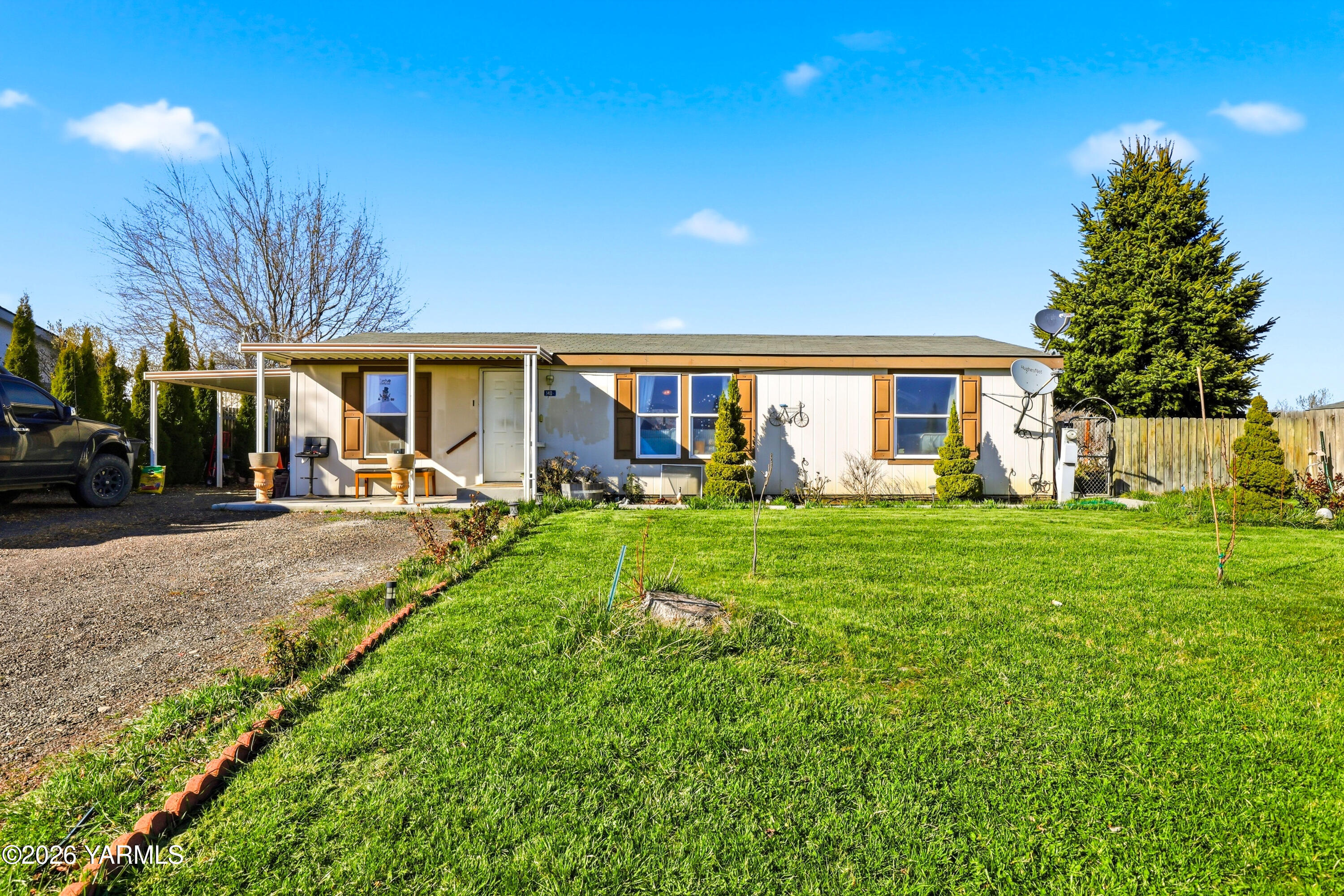 1406 Ashbrooks Way