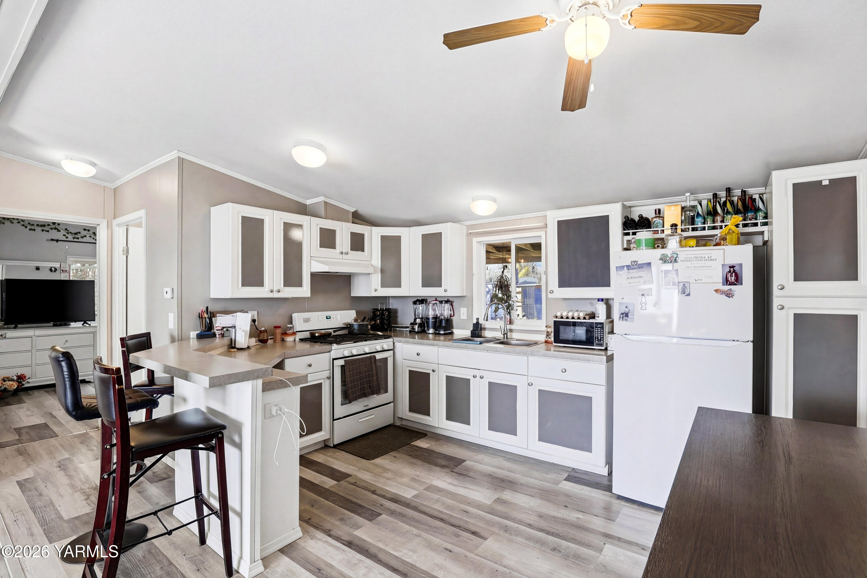 1406 Ashbrooks Way