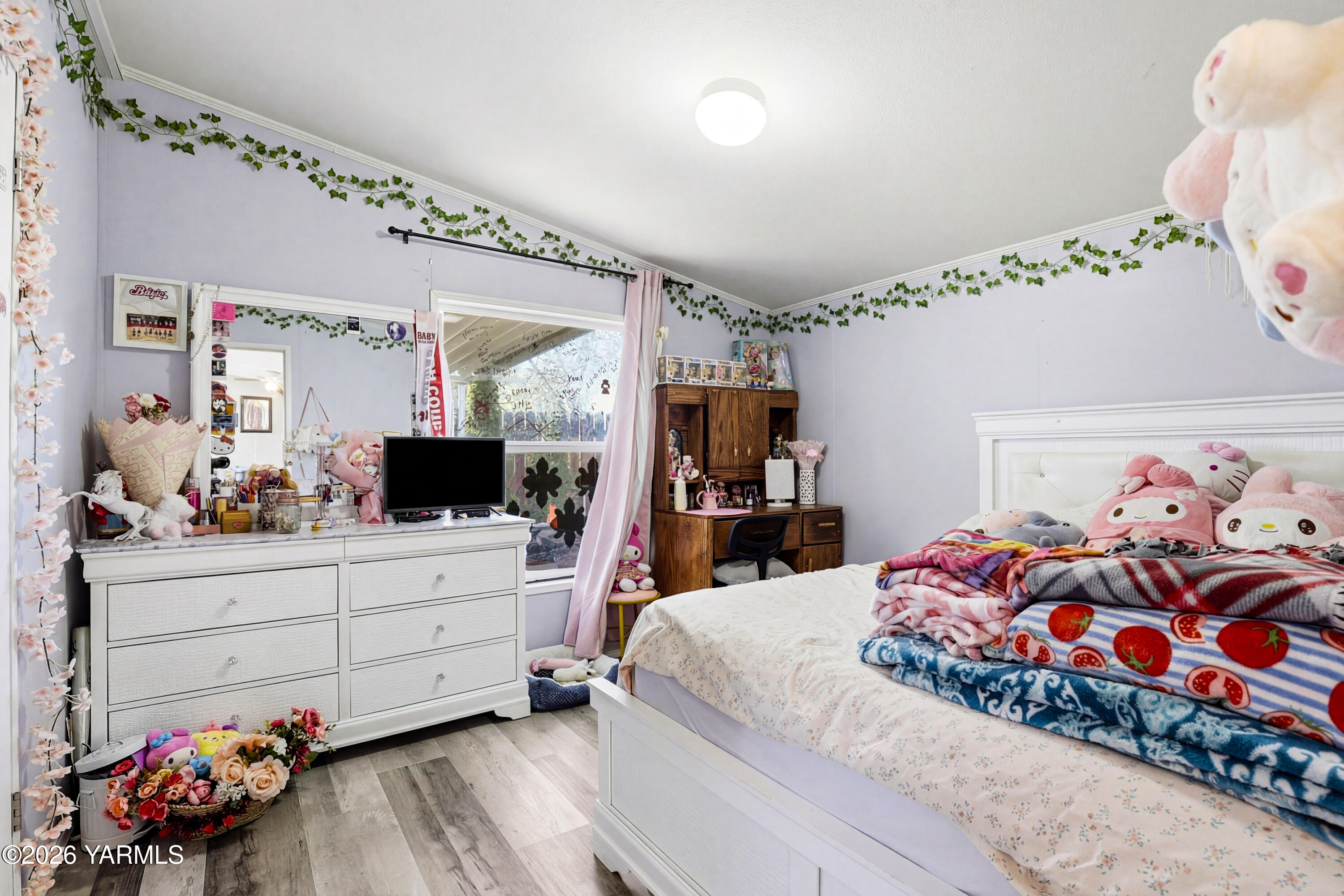 1406 Ashbrooks Way