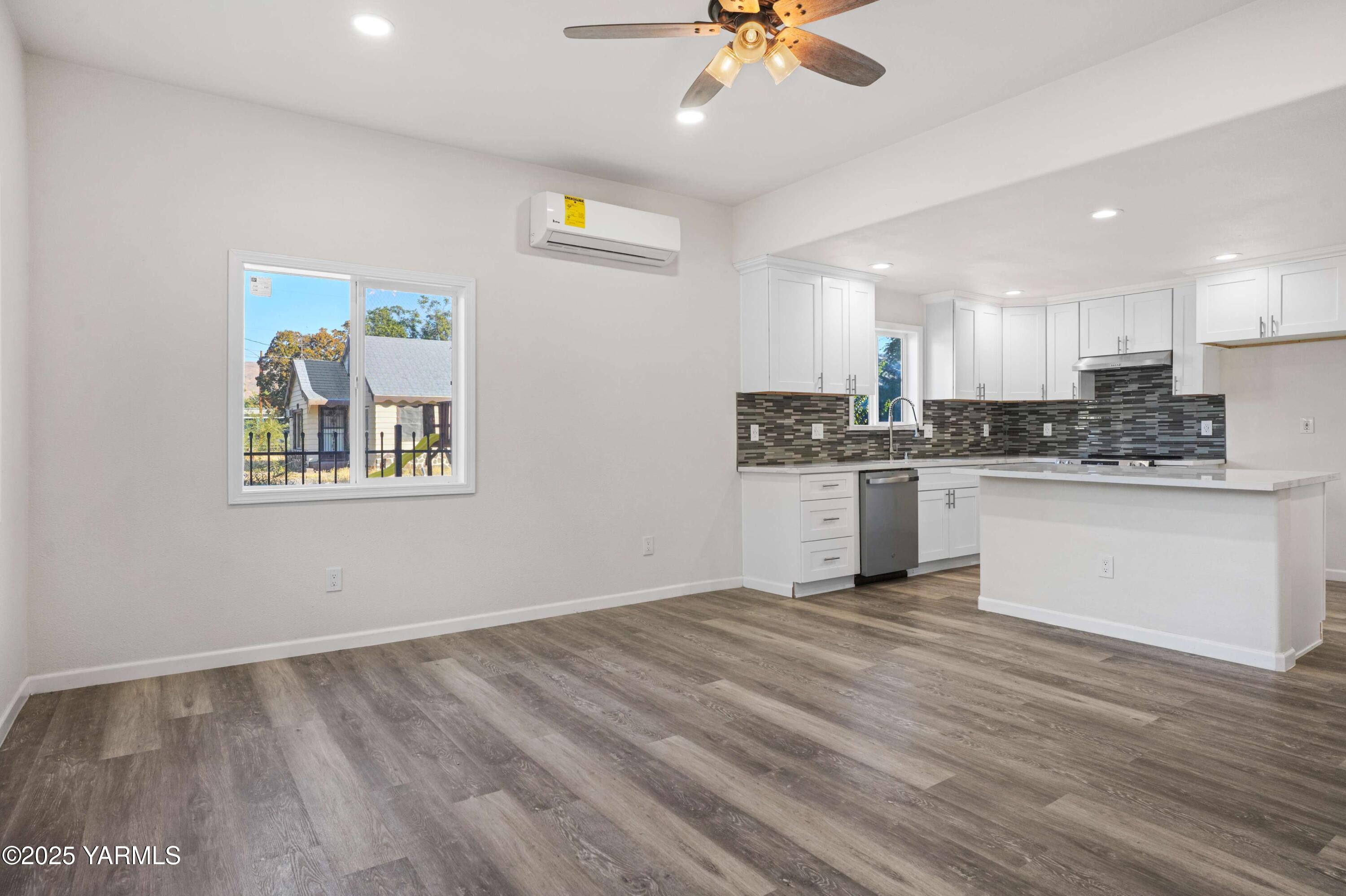 105 S Fair Ave
