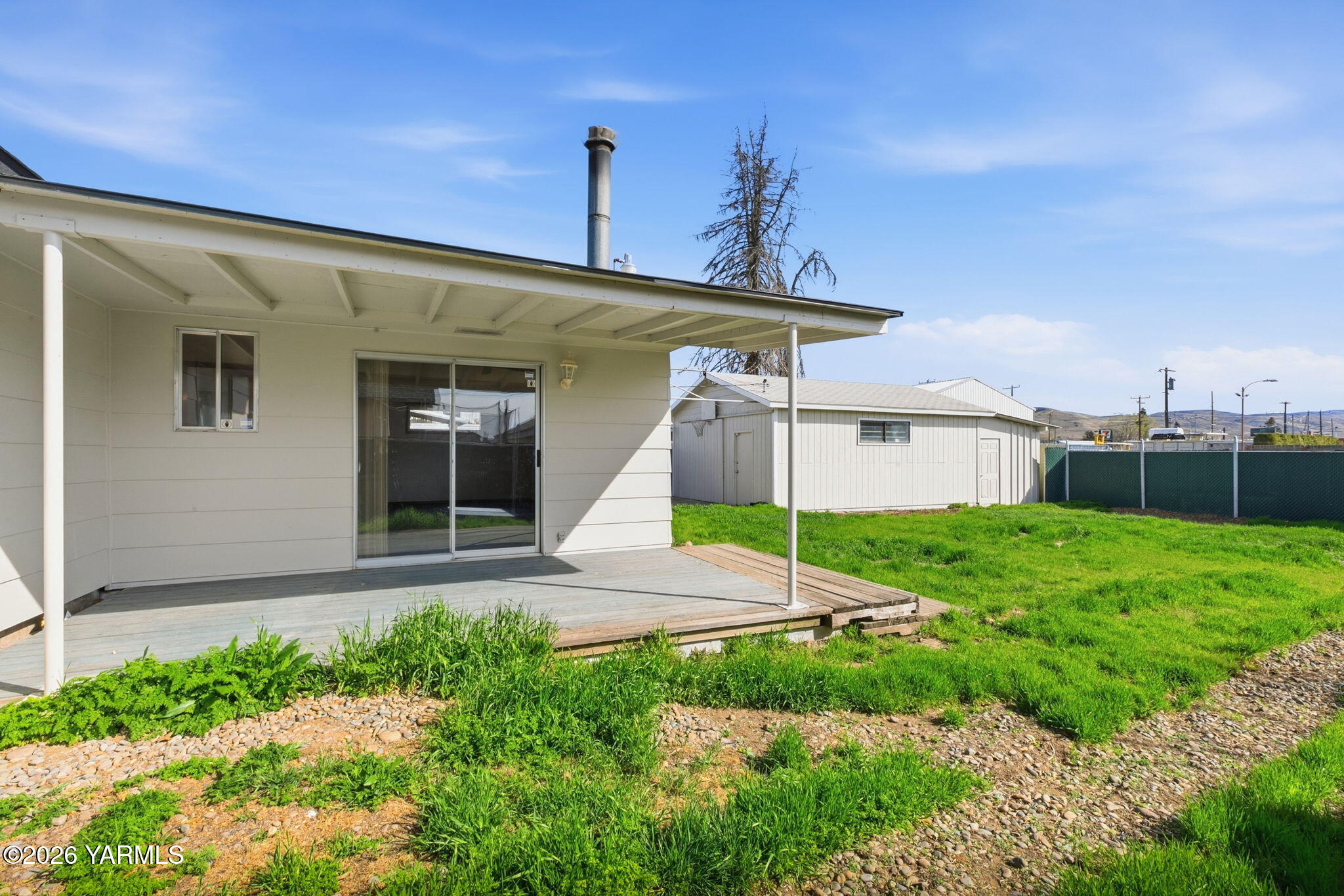 819 N 18th Ave