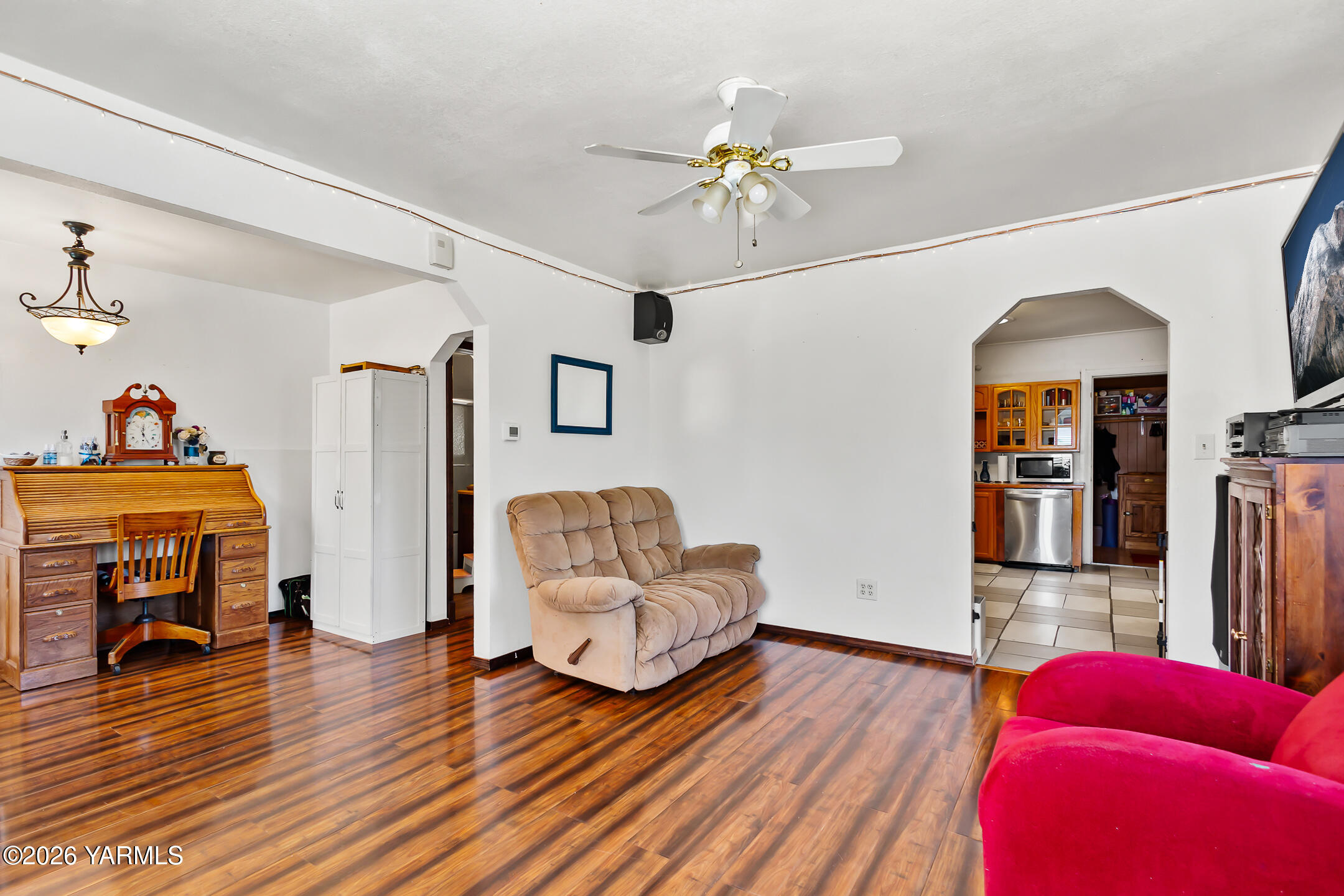 607 W Viola Ave