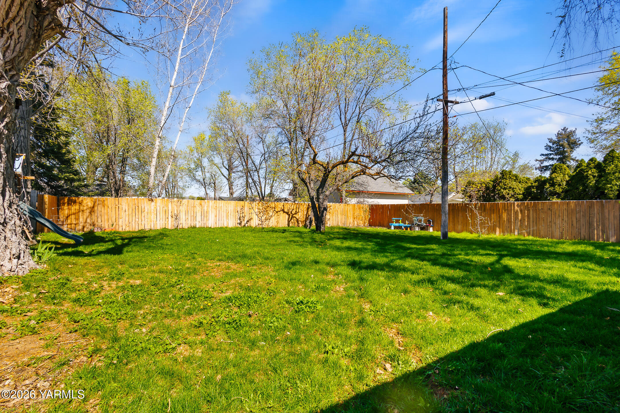 607 W Viola Ave