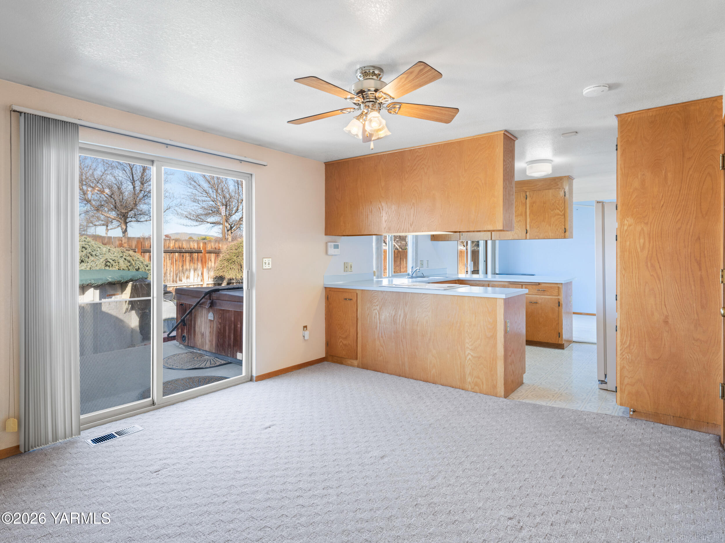 1514 S 74th Ave