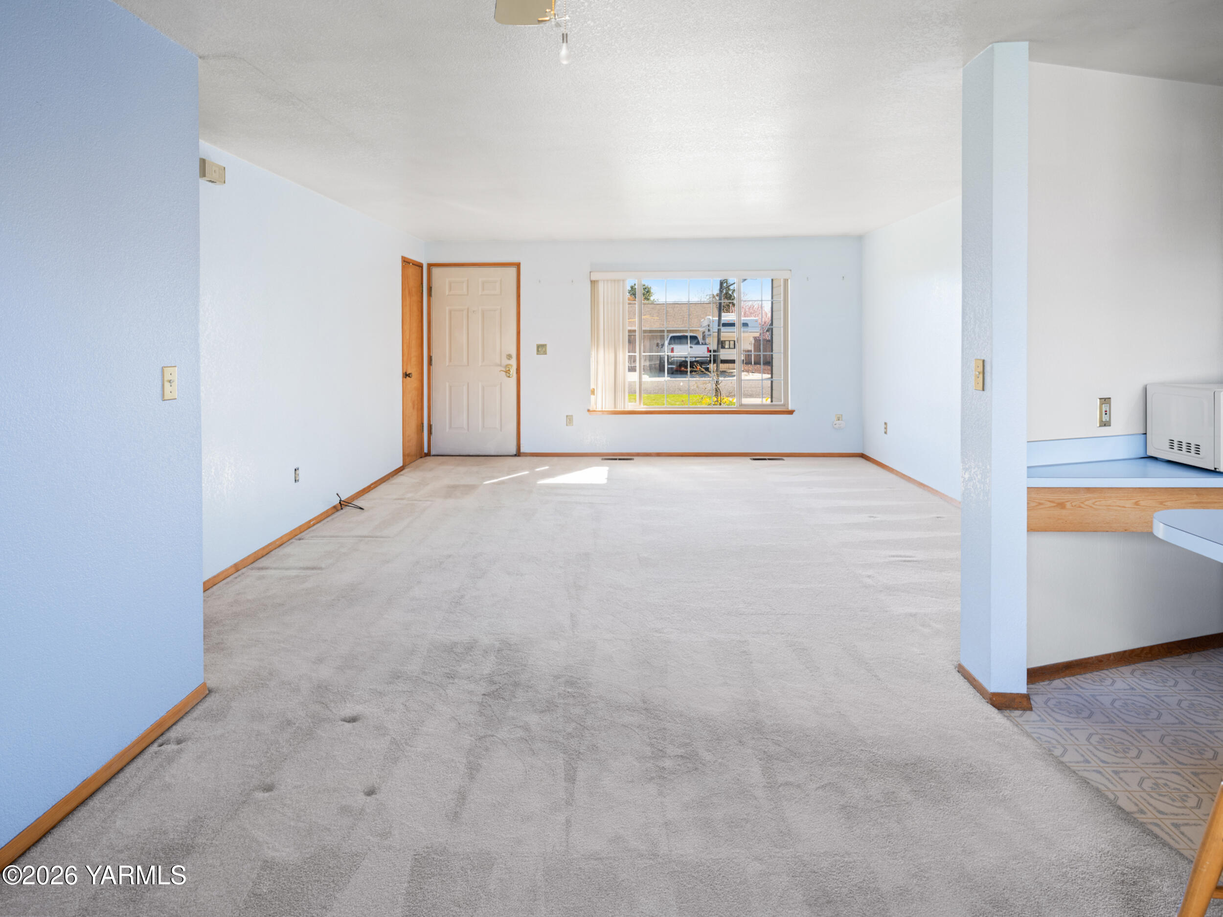 1514 S 74th Ave
