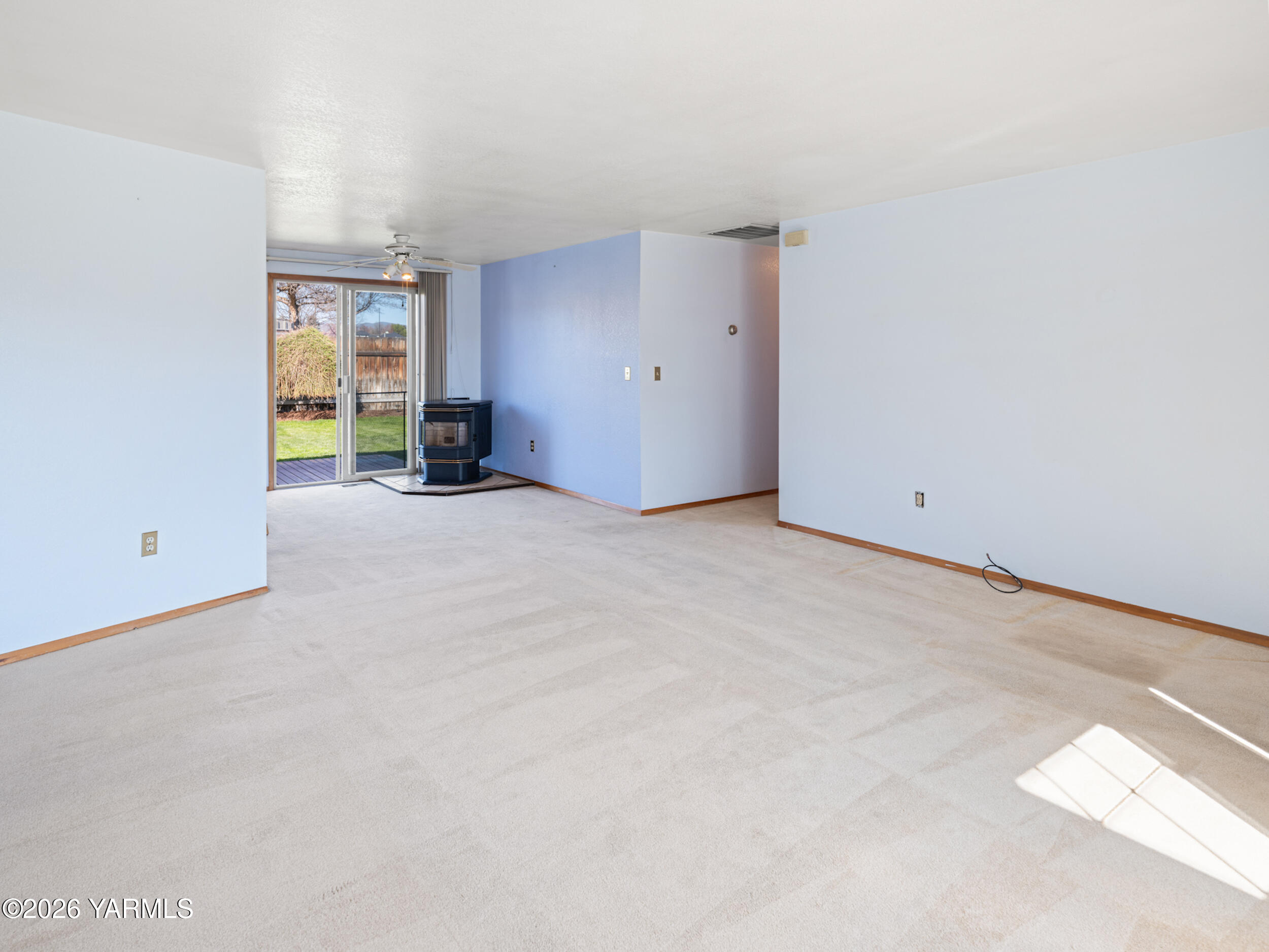 1514 S 74th Ave