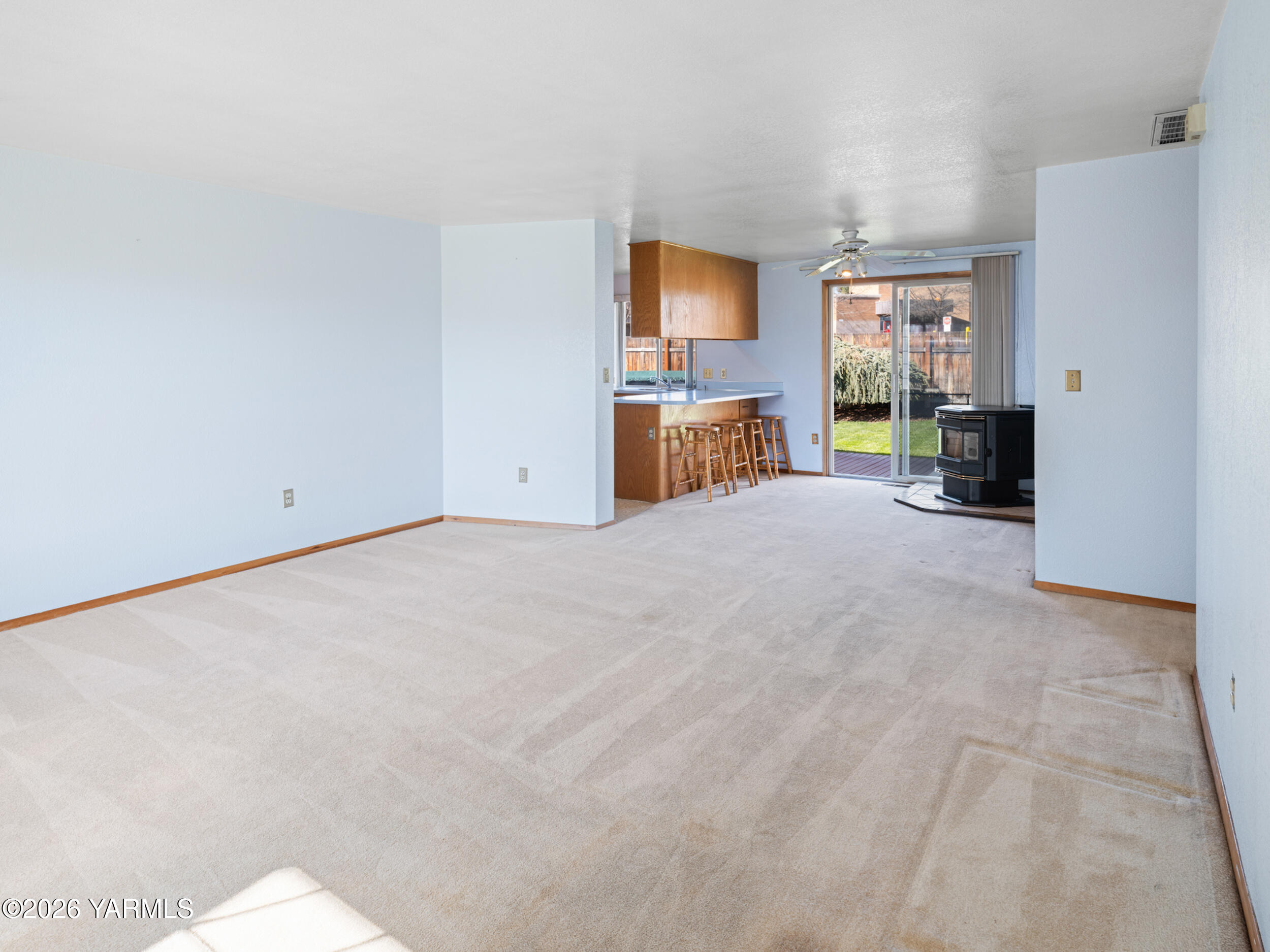 1514 S 74th Ave