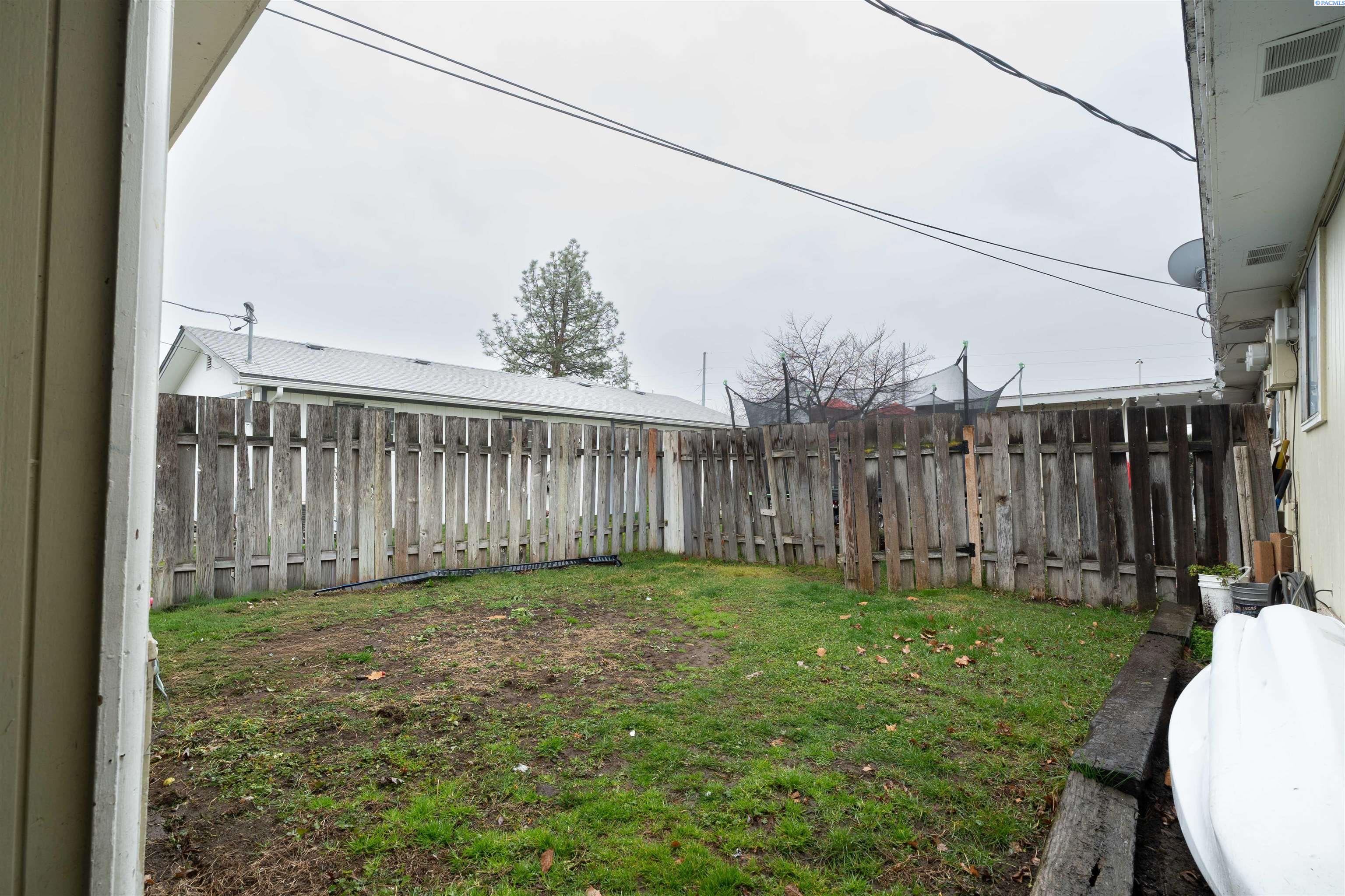 1603 N Road 32
