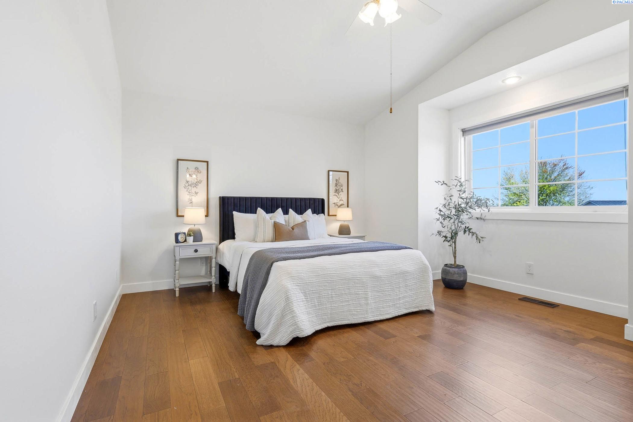 203 Lasiandra Ct