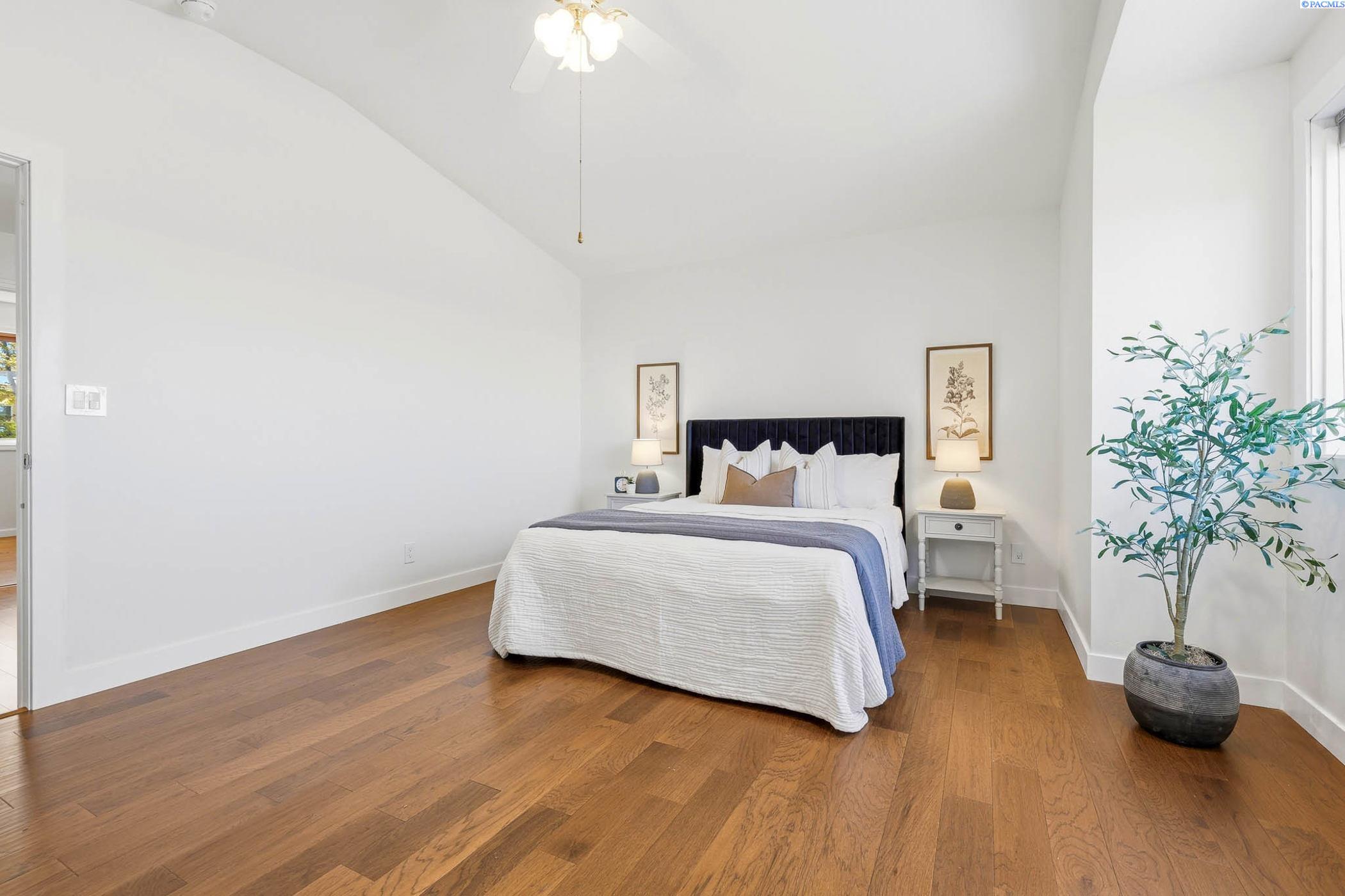203 Lasiandra Ct