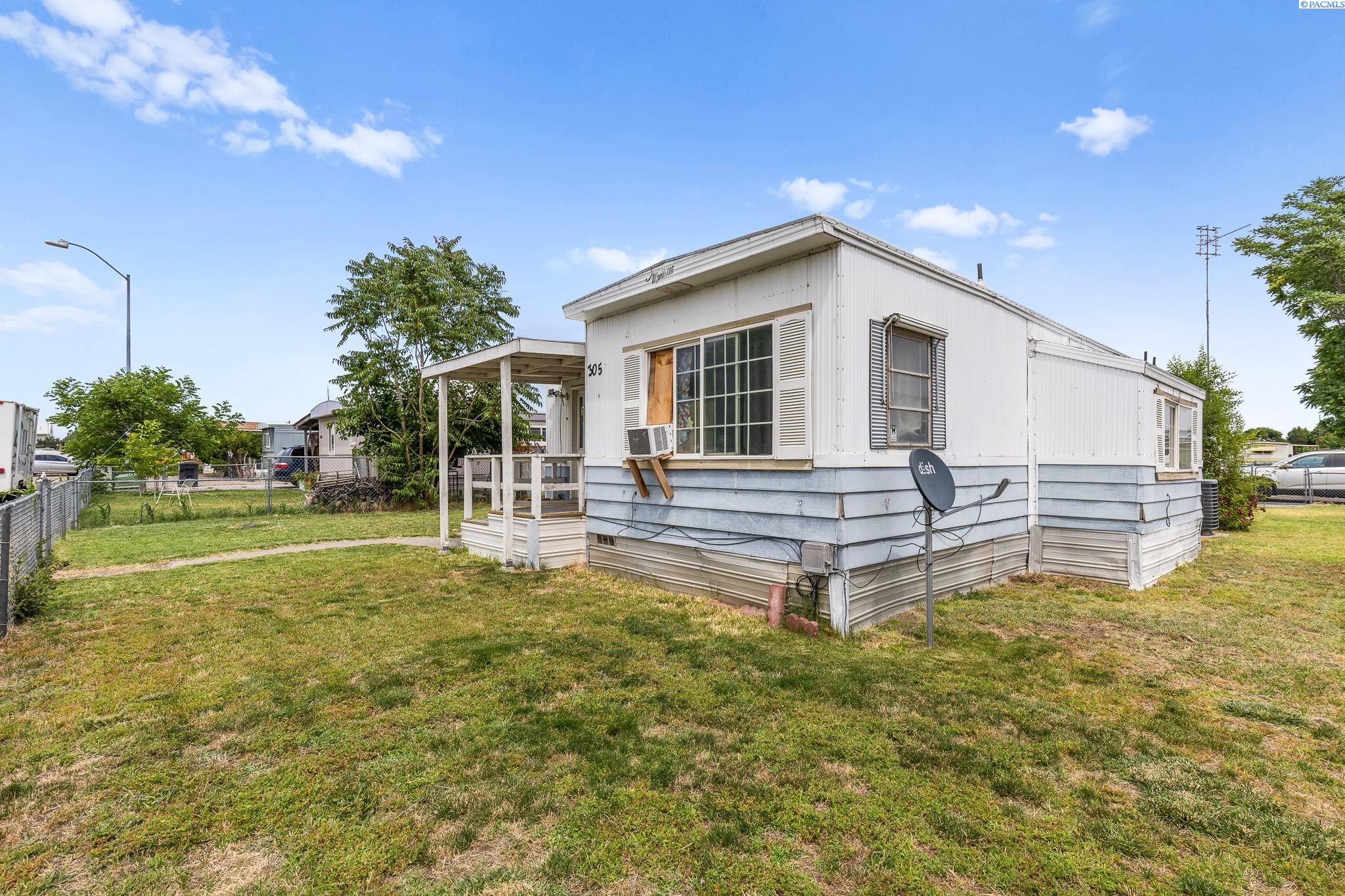 305 N 23rd Ave