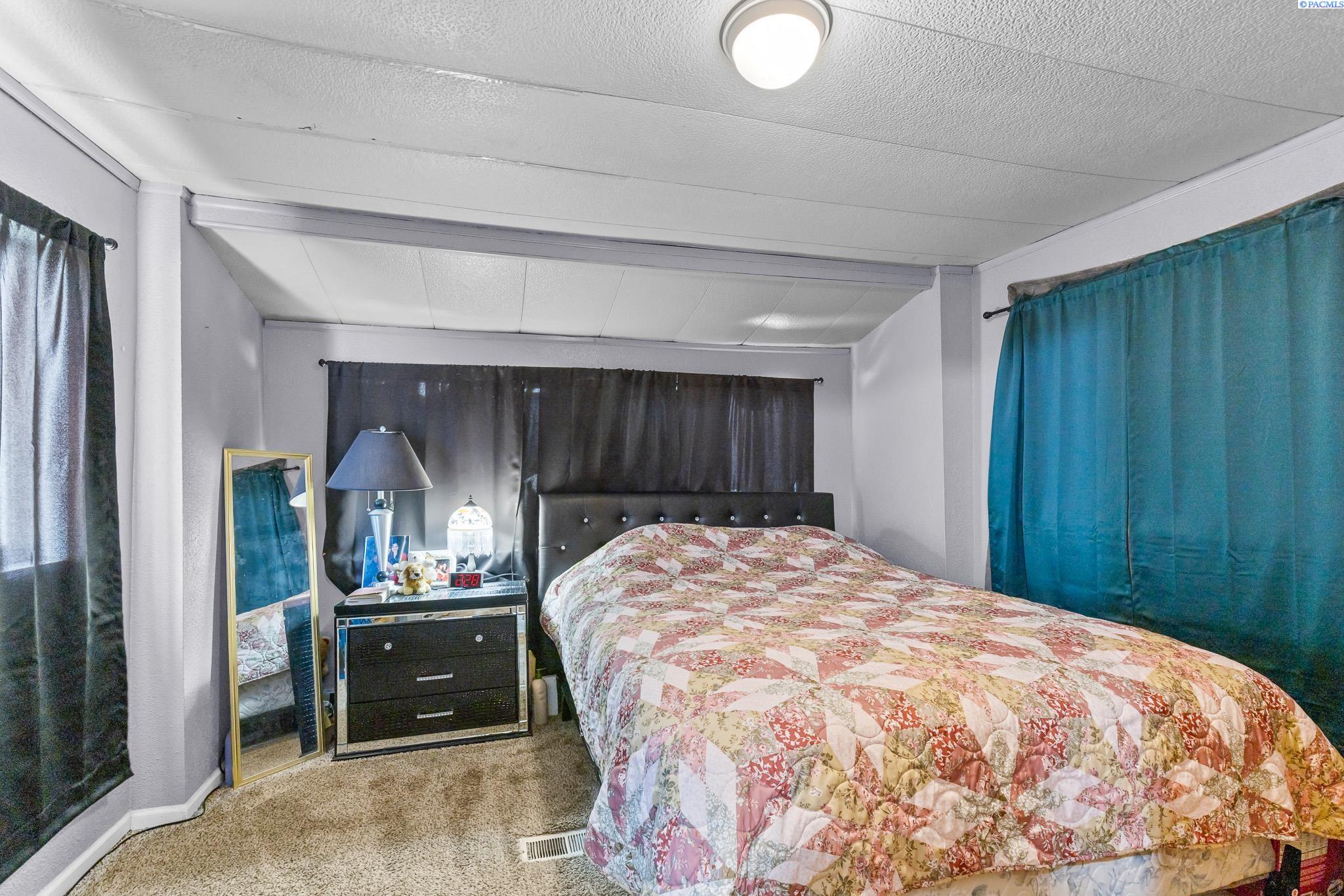 305 N 23rd Ave