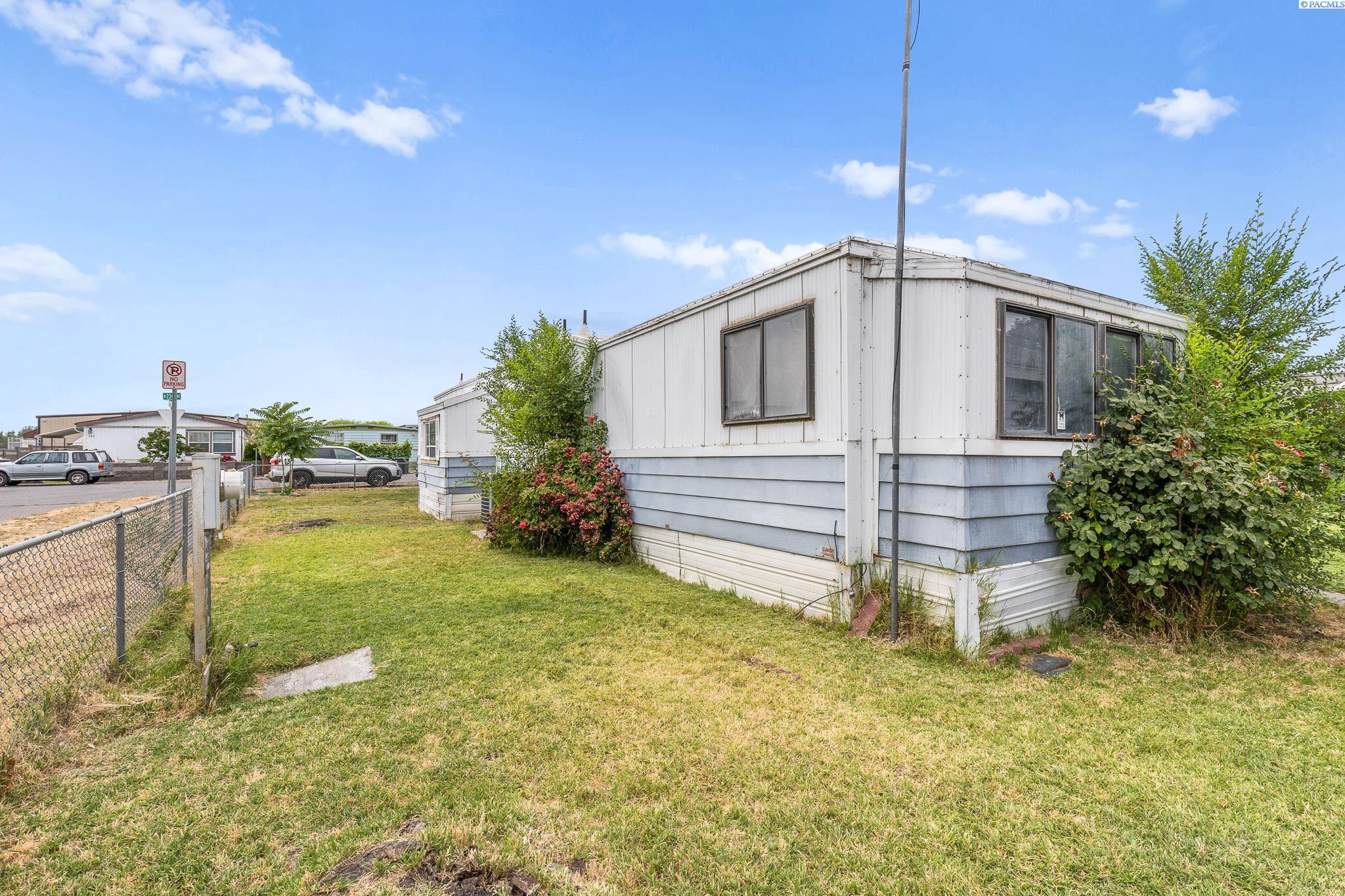 305 N 23rd Ave